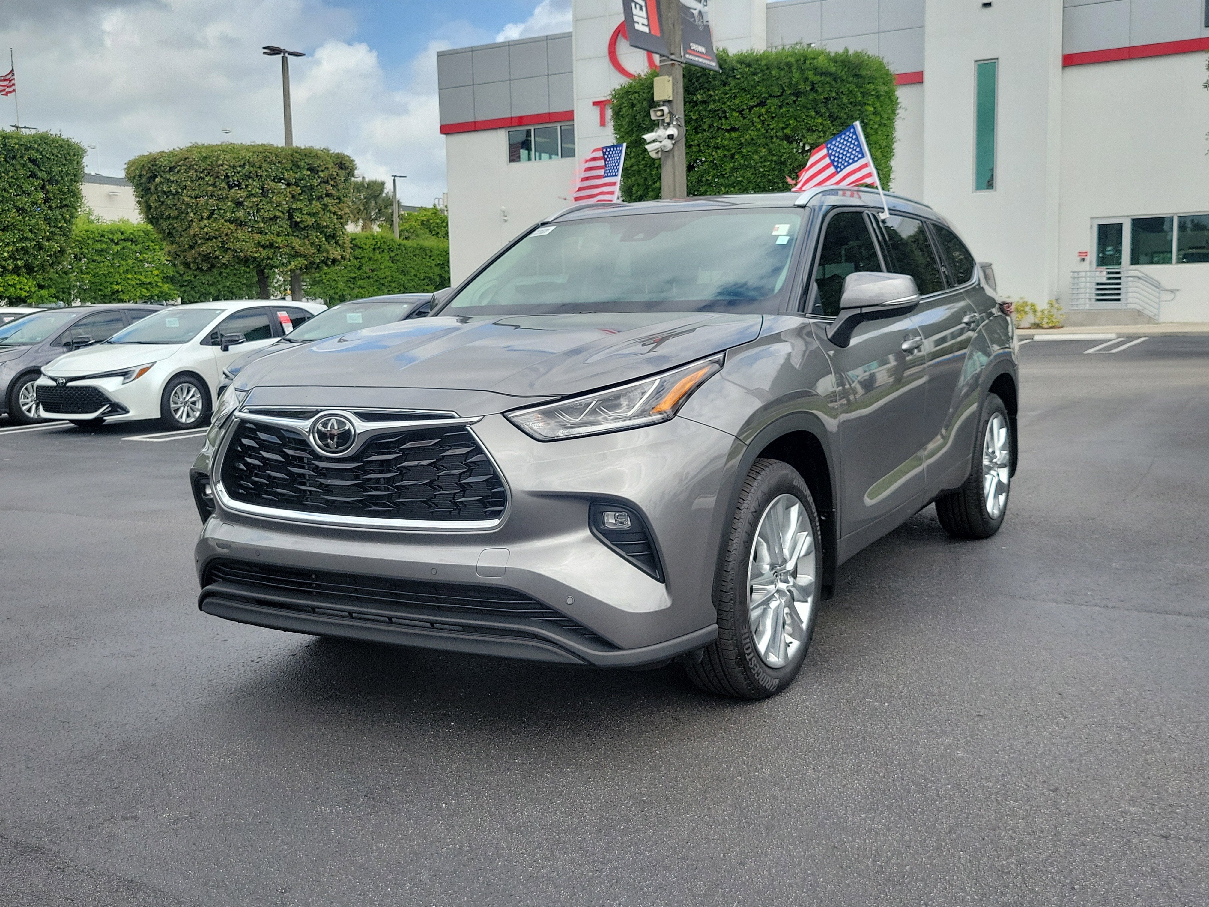 2025 Toyota Highlander Limited