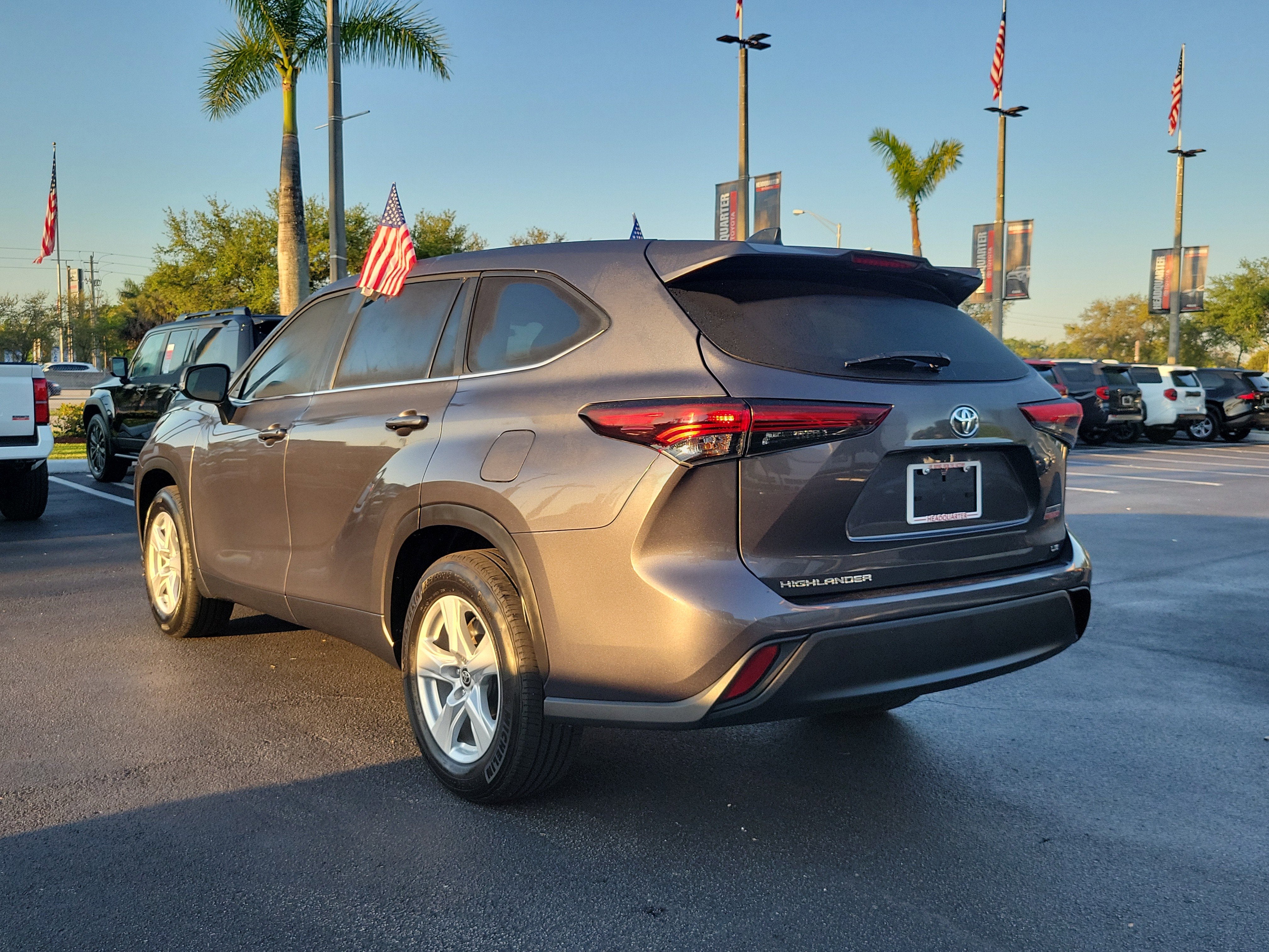 2024 Toyota Highlander LE