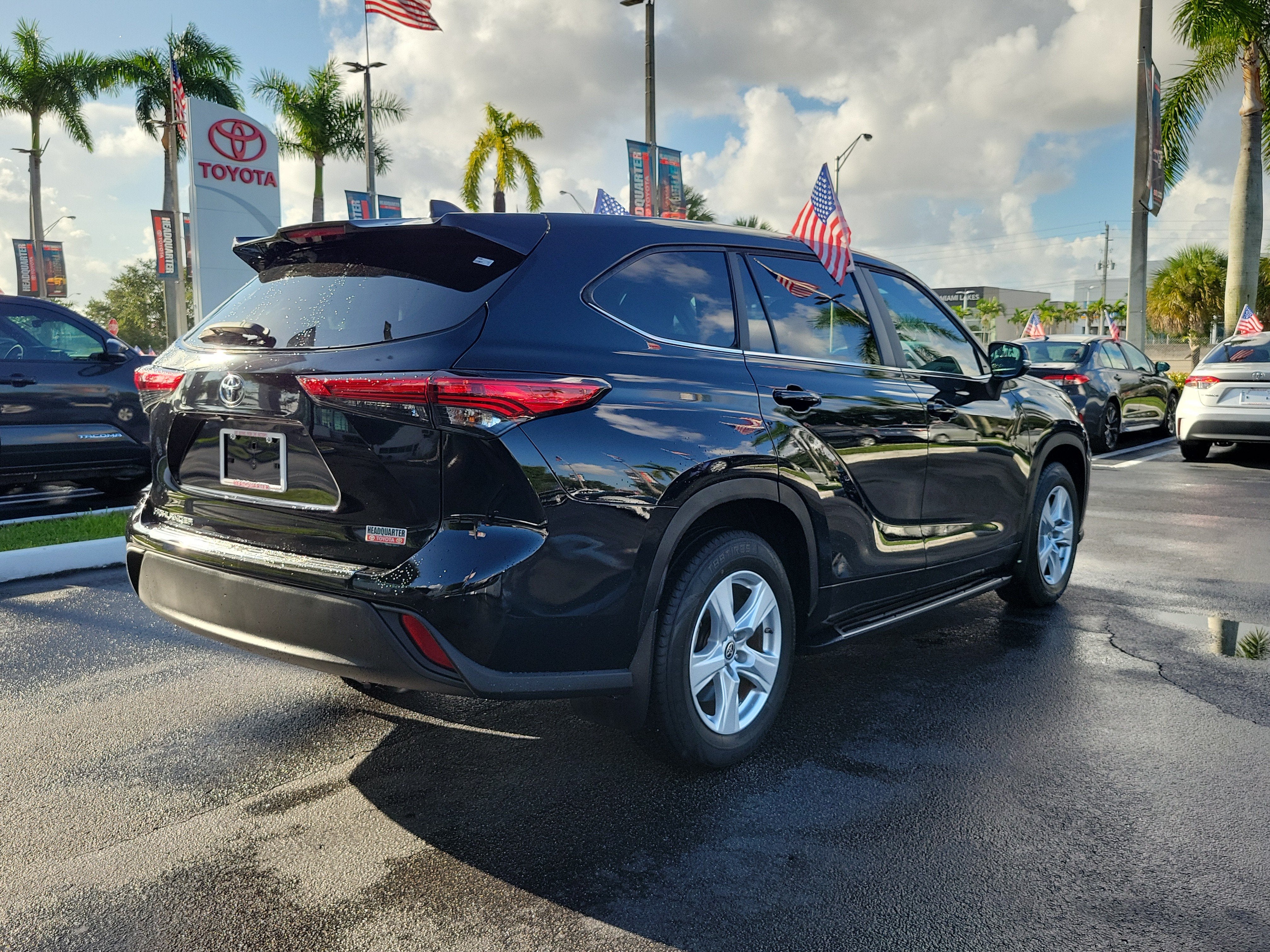 2023 Toyota Highlander L