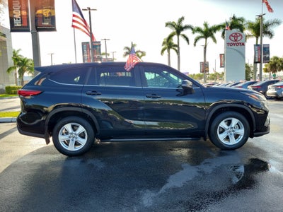2023 Toyota Highlander L