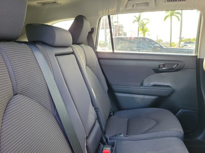 2023 Toyota Highlander L