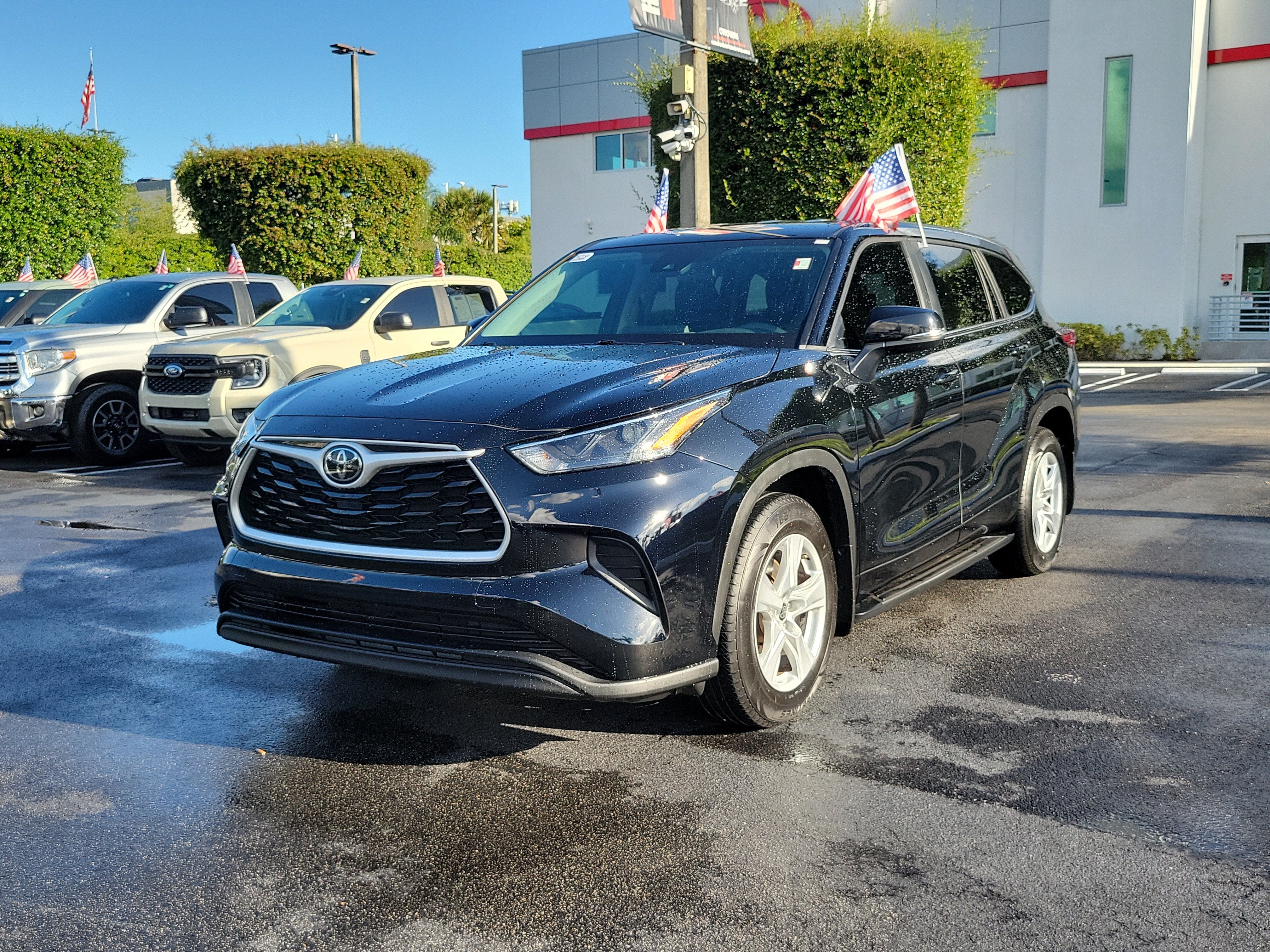 2023 Toyota Highlander L