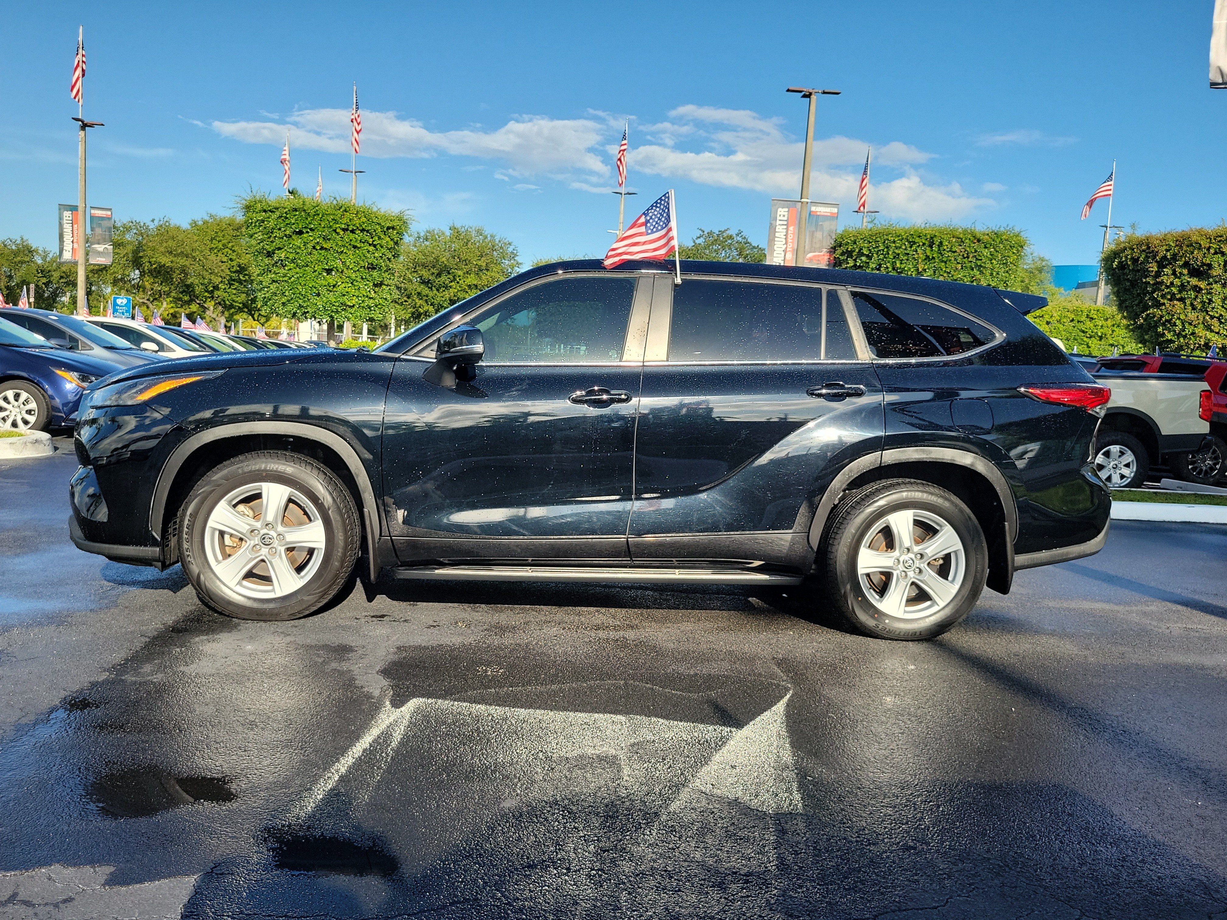 2023 Toyota Highlander L