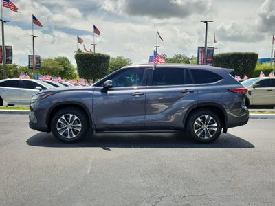 2023 Toyota Highlander LE