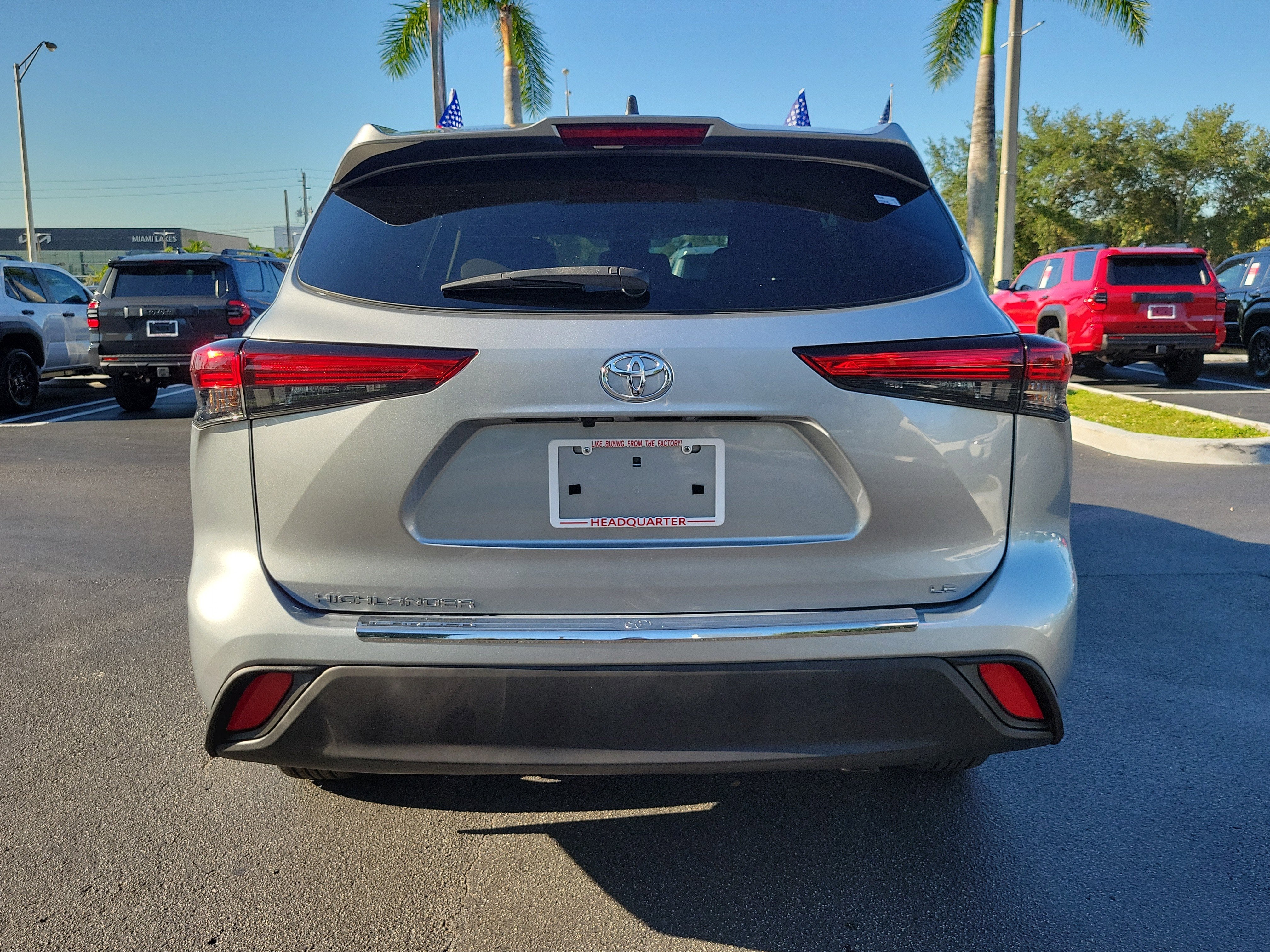 2023 Toyota Highlander LE