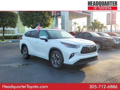2024 Toyota Highlander LE