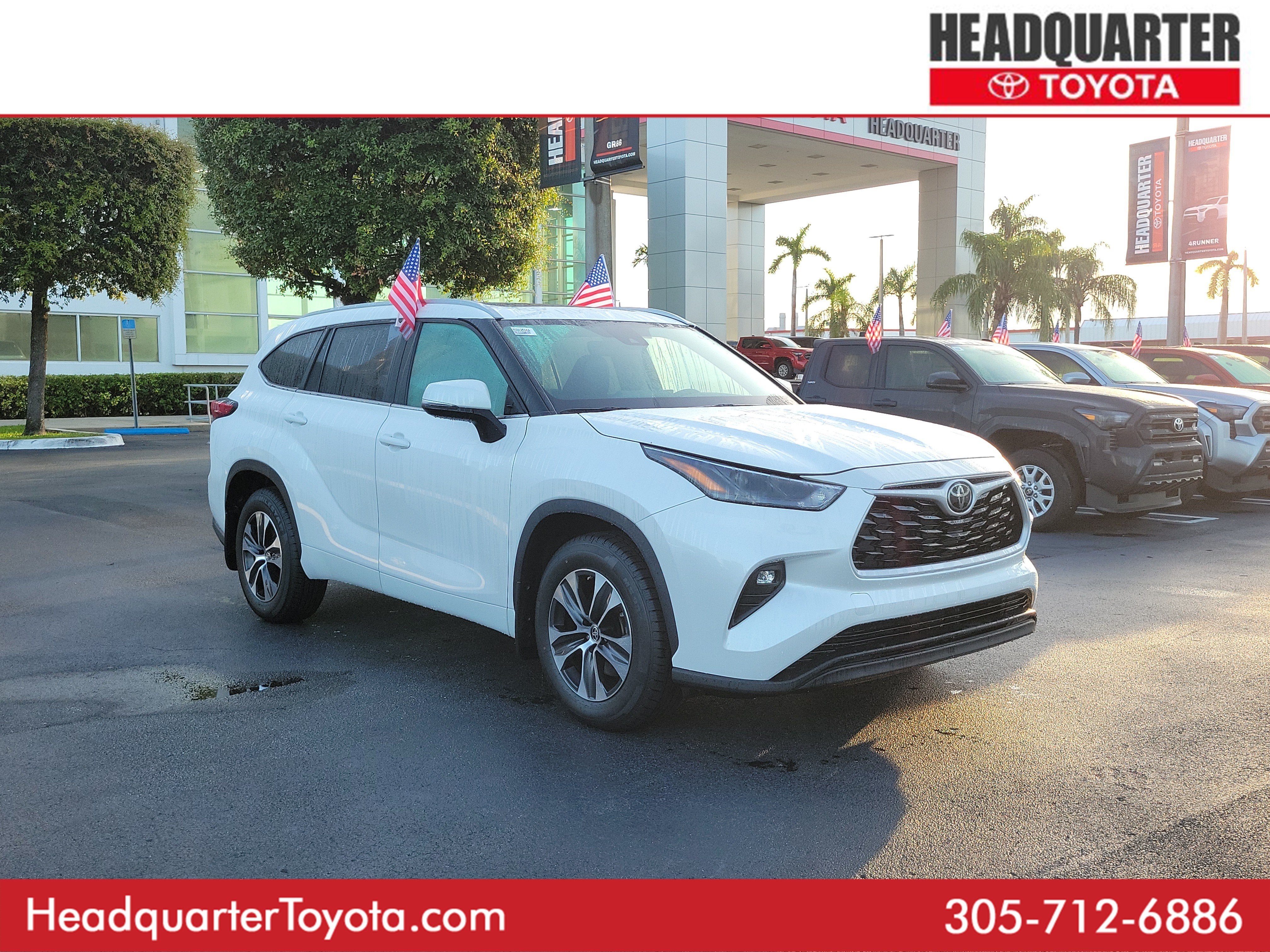 2024 Toyota Highlander LE