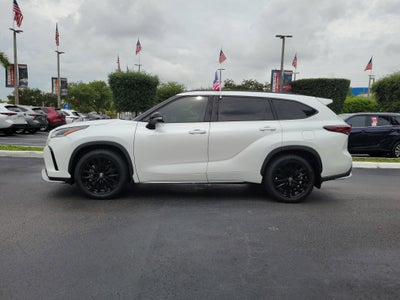 2024 Toyota Highlander LE