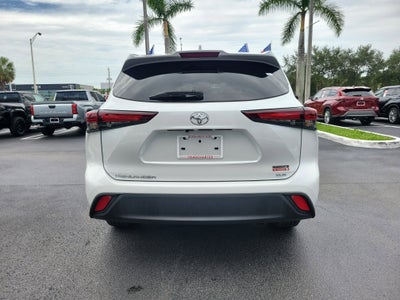 2024 Toyota Highlander LE