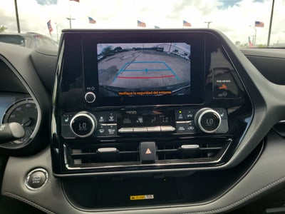 2023 Toyota Highlander Base