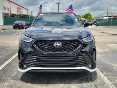 2023 Toyota Highlander Base