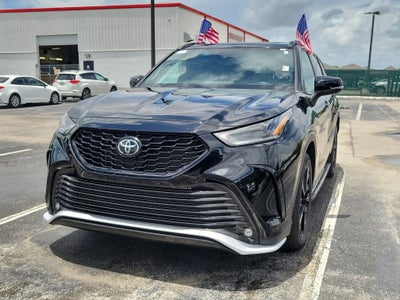 2023 Toyota Highlander Base