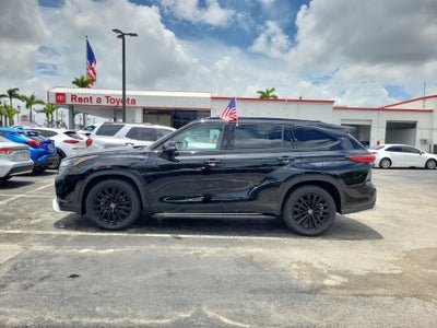 2023 Toyota Highlander Base