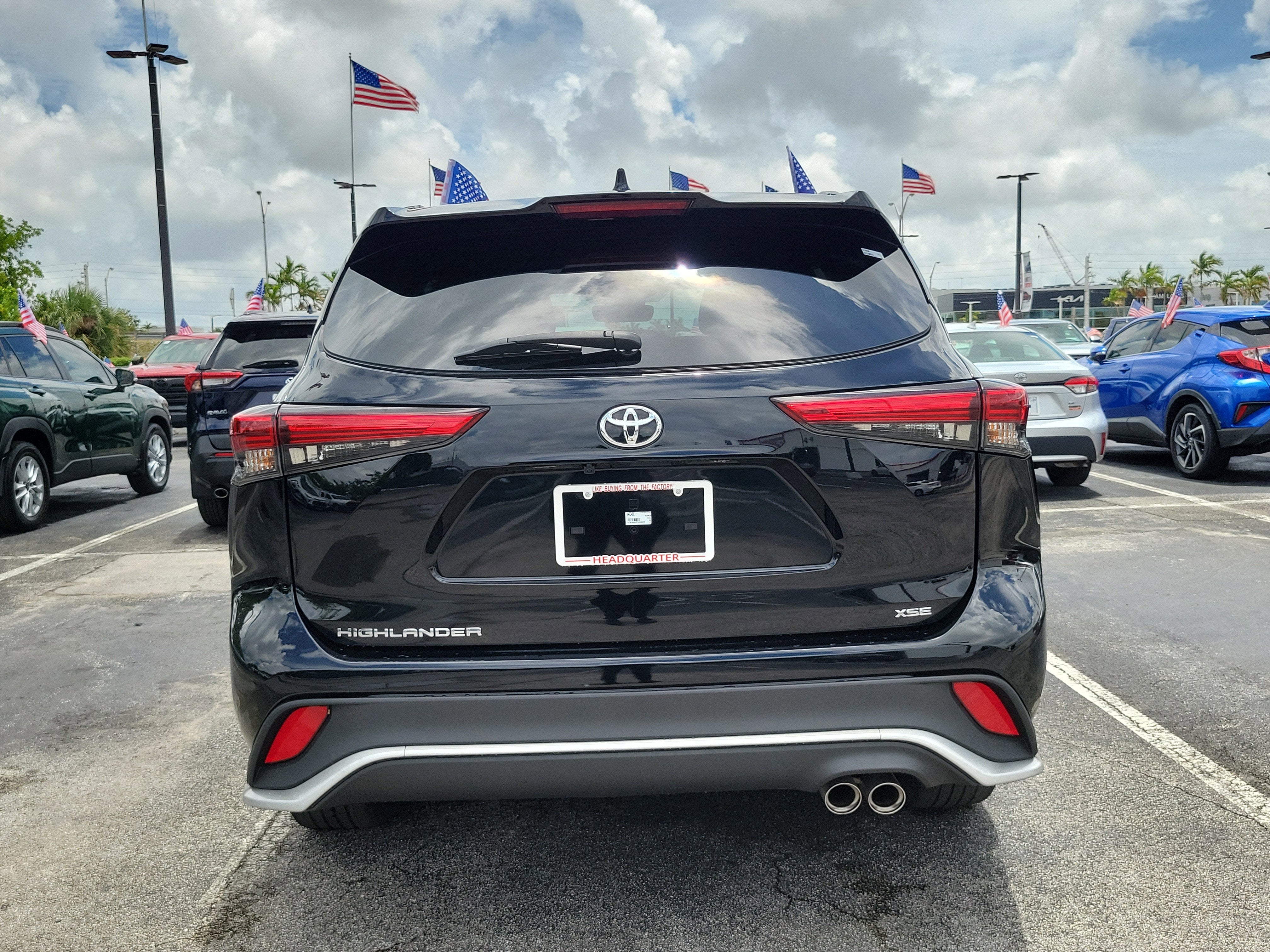 2023 Toyota Highlander Base