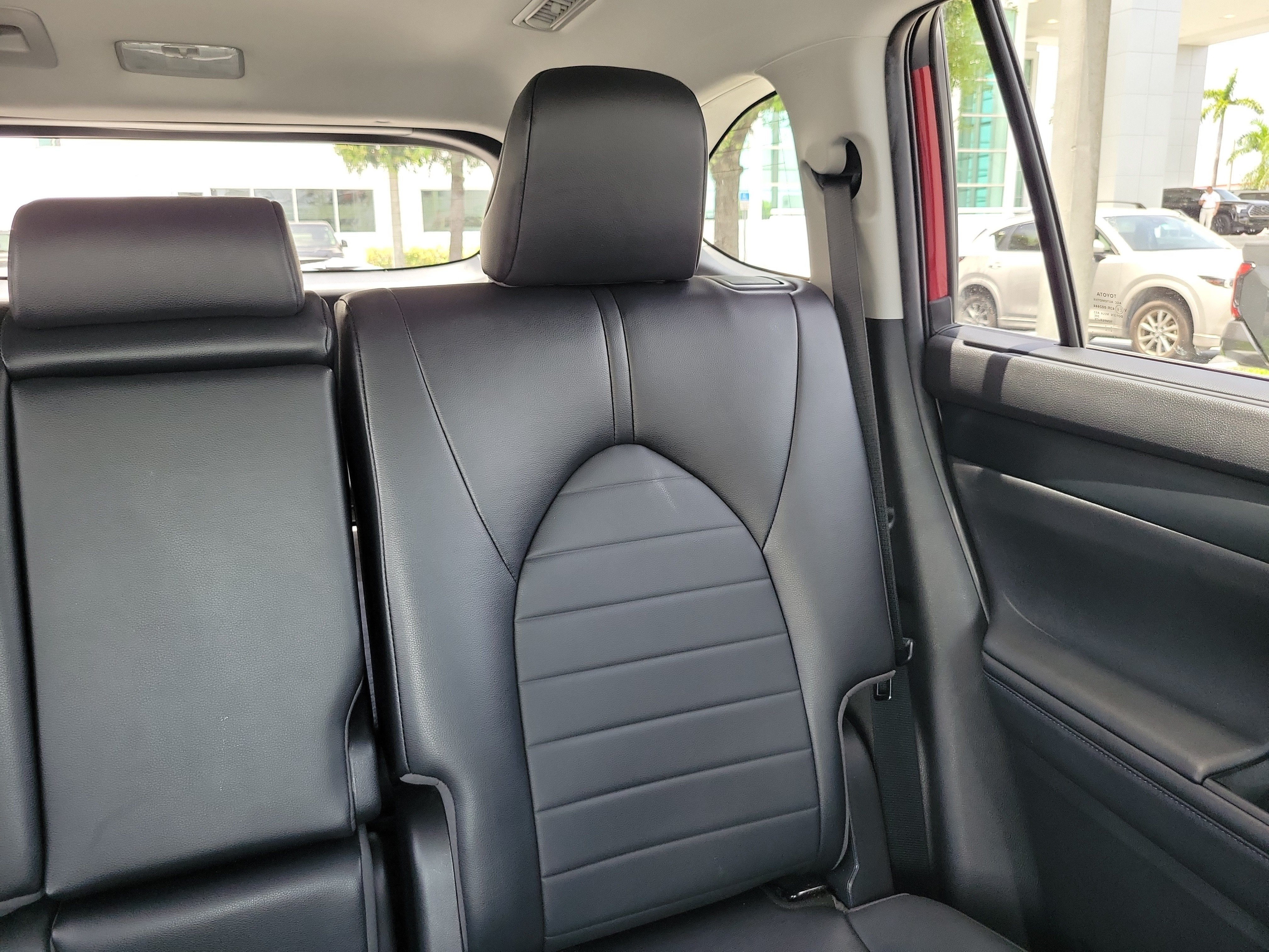 2023 Toyota Highlander Base