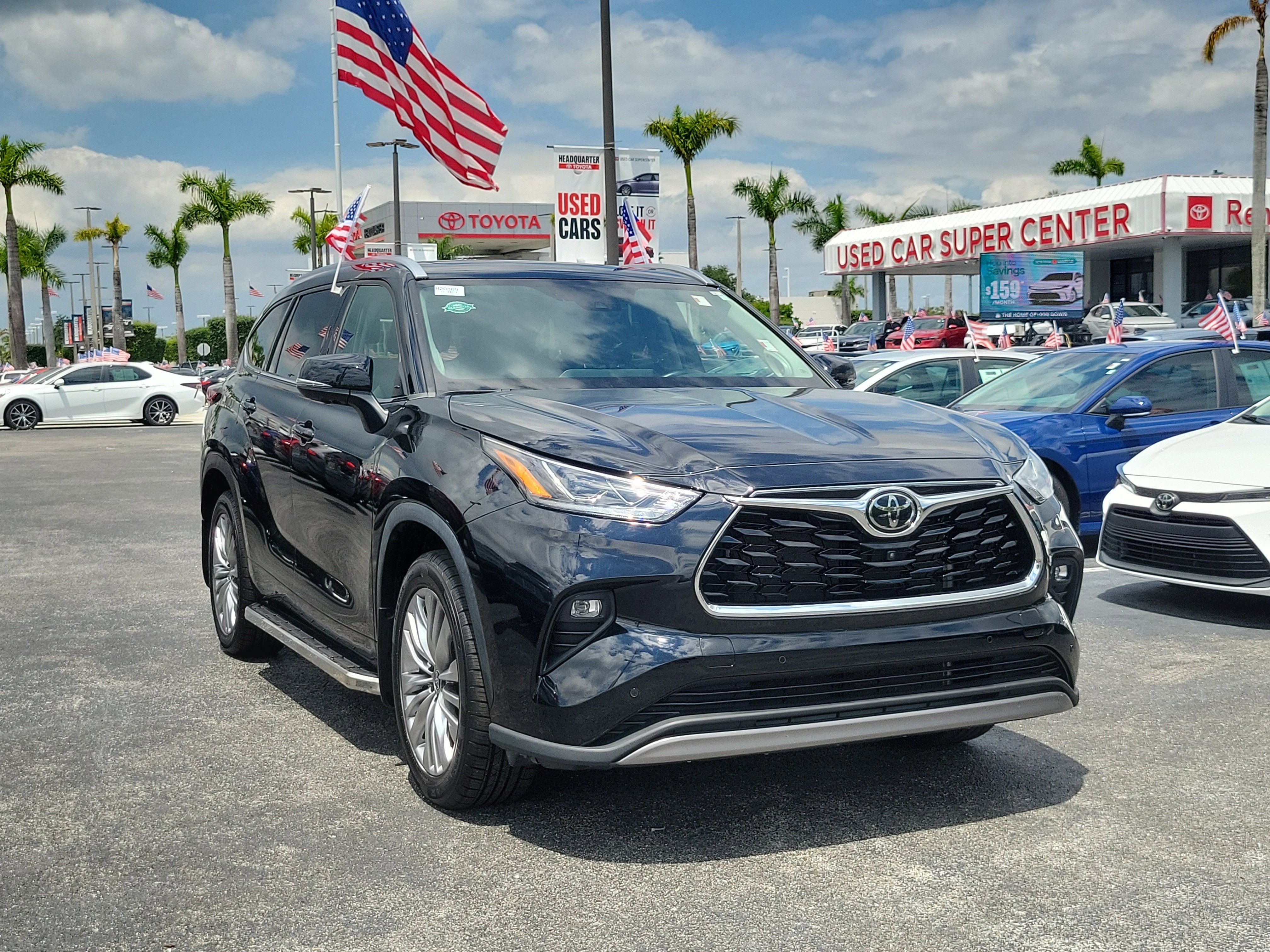 2024 Toyota Highlander LE