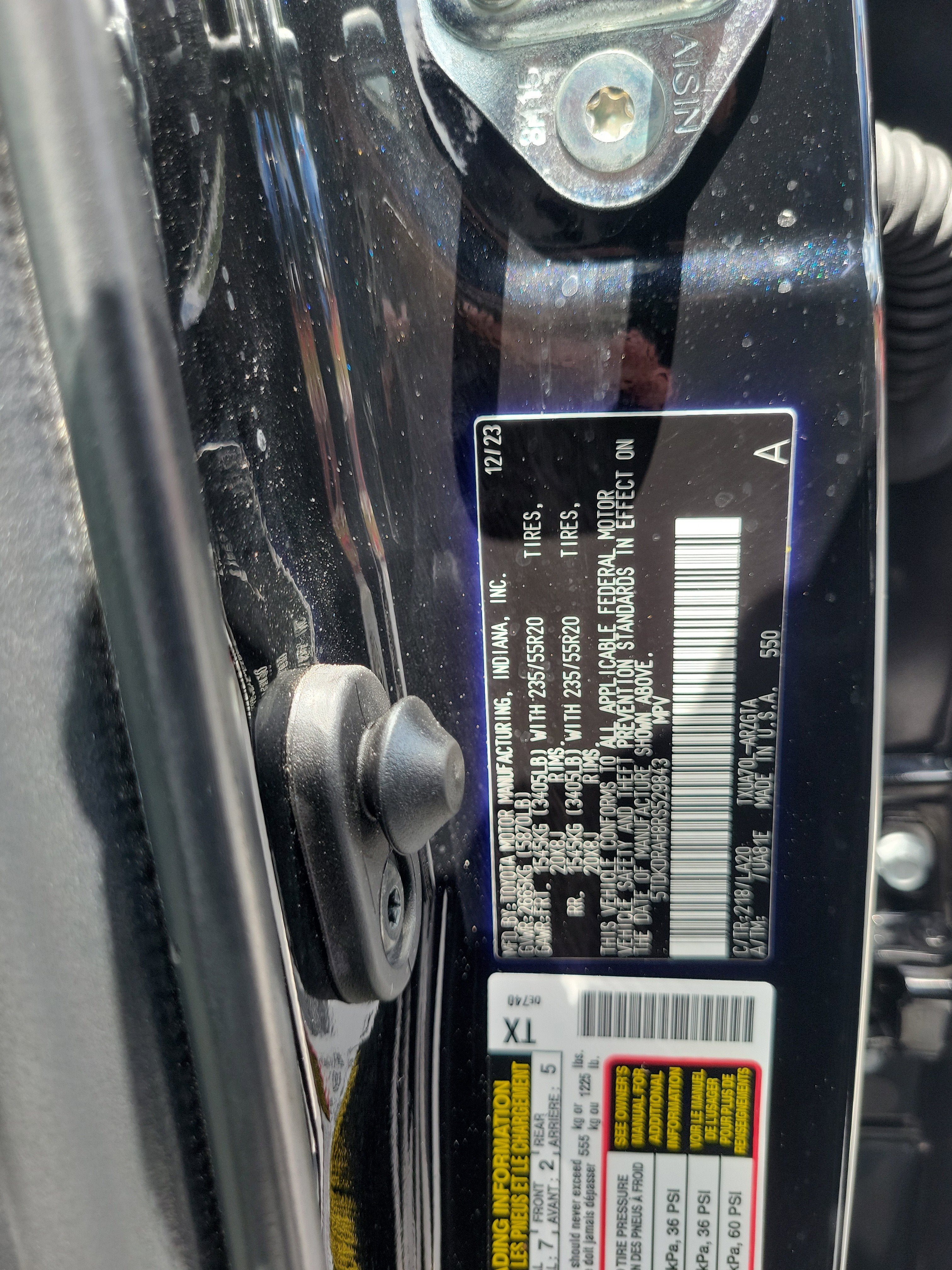 2024 Toyota Highlander LE