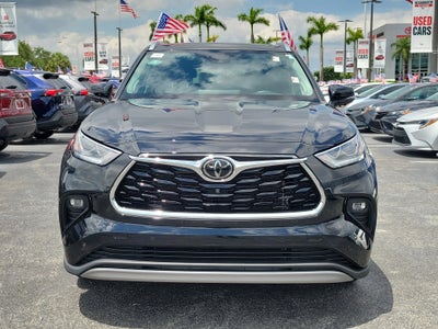 2024 Toyota Highlander LE