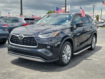 2024 Toyota Highlander LE