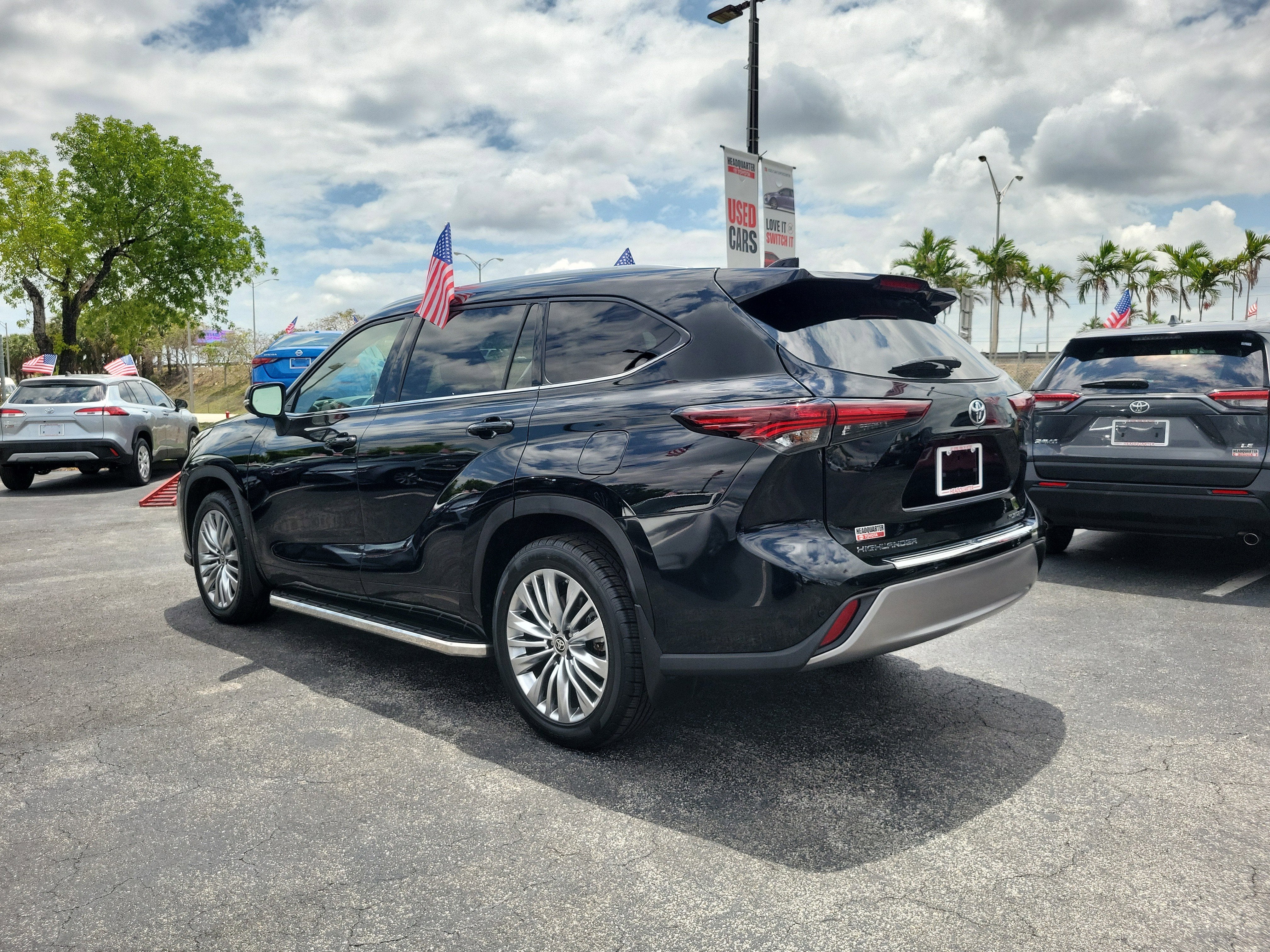 2024 Toyota Highlander LE