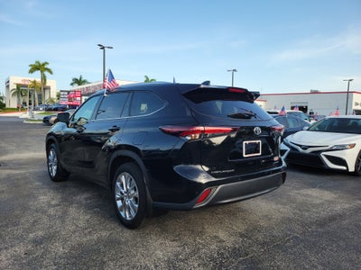 2025 Toyota Highlander LE