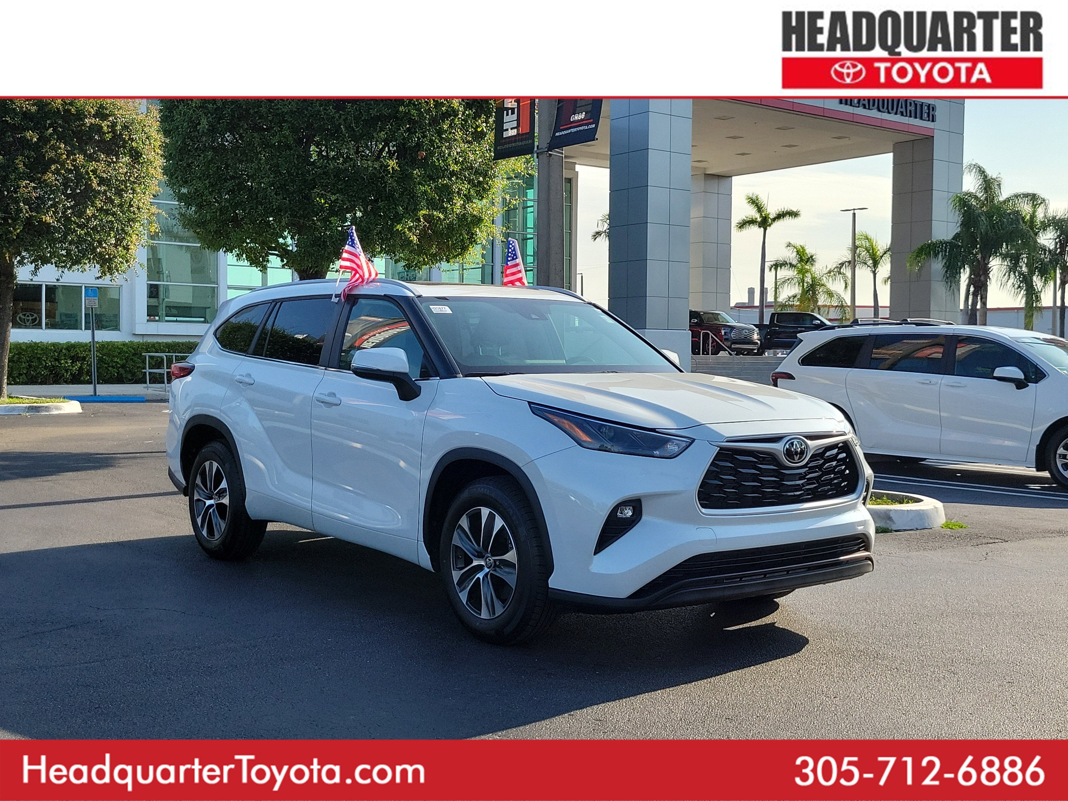 2023 Toyota Highlander Base