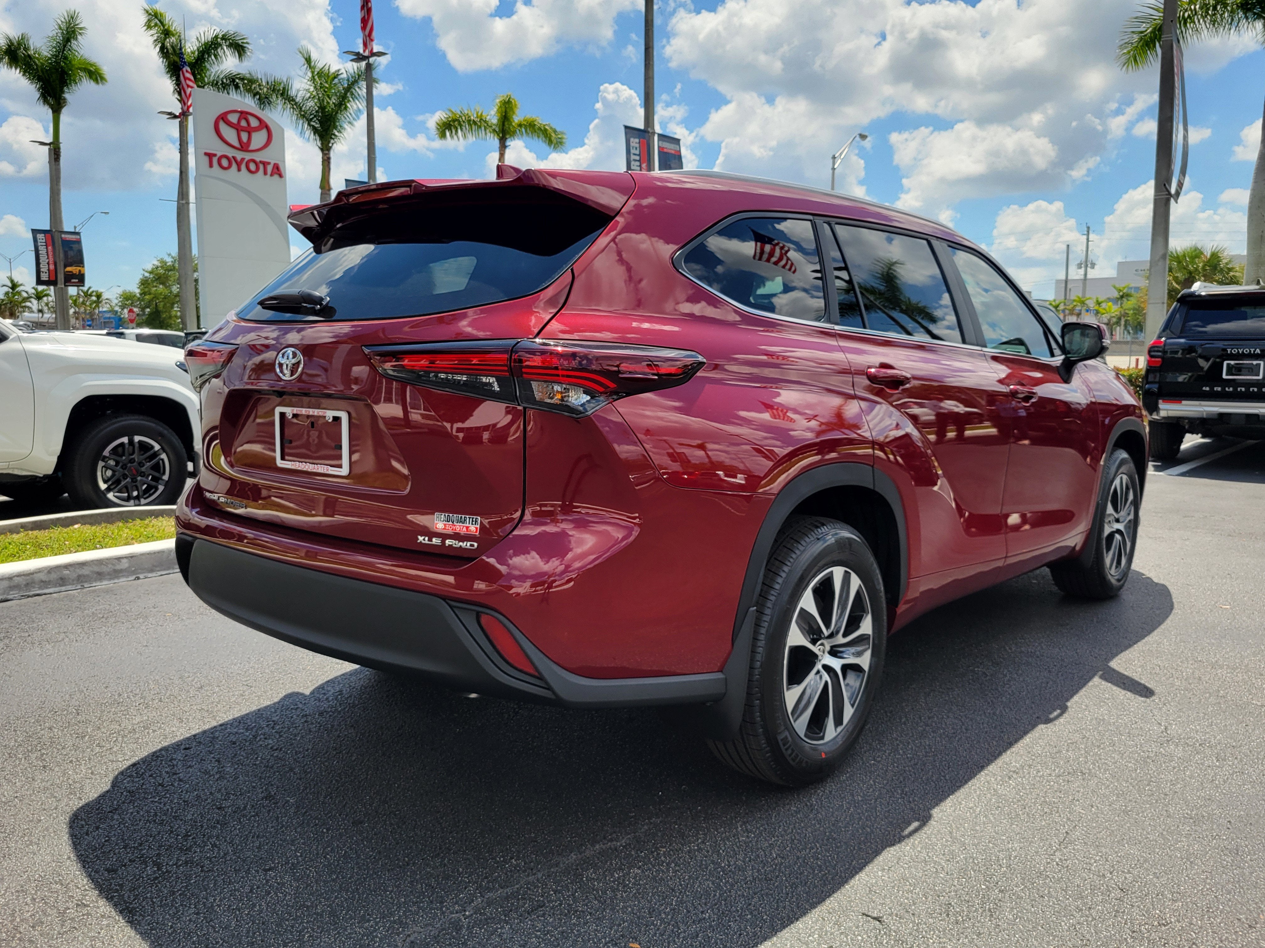 2026 Toyota Highlander Base