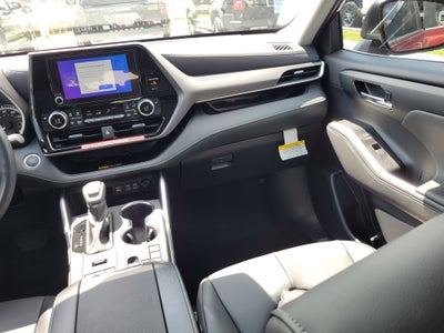 2026 Toyota Highlander Base