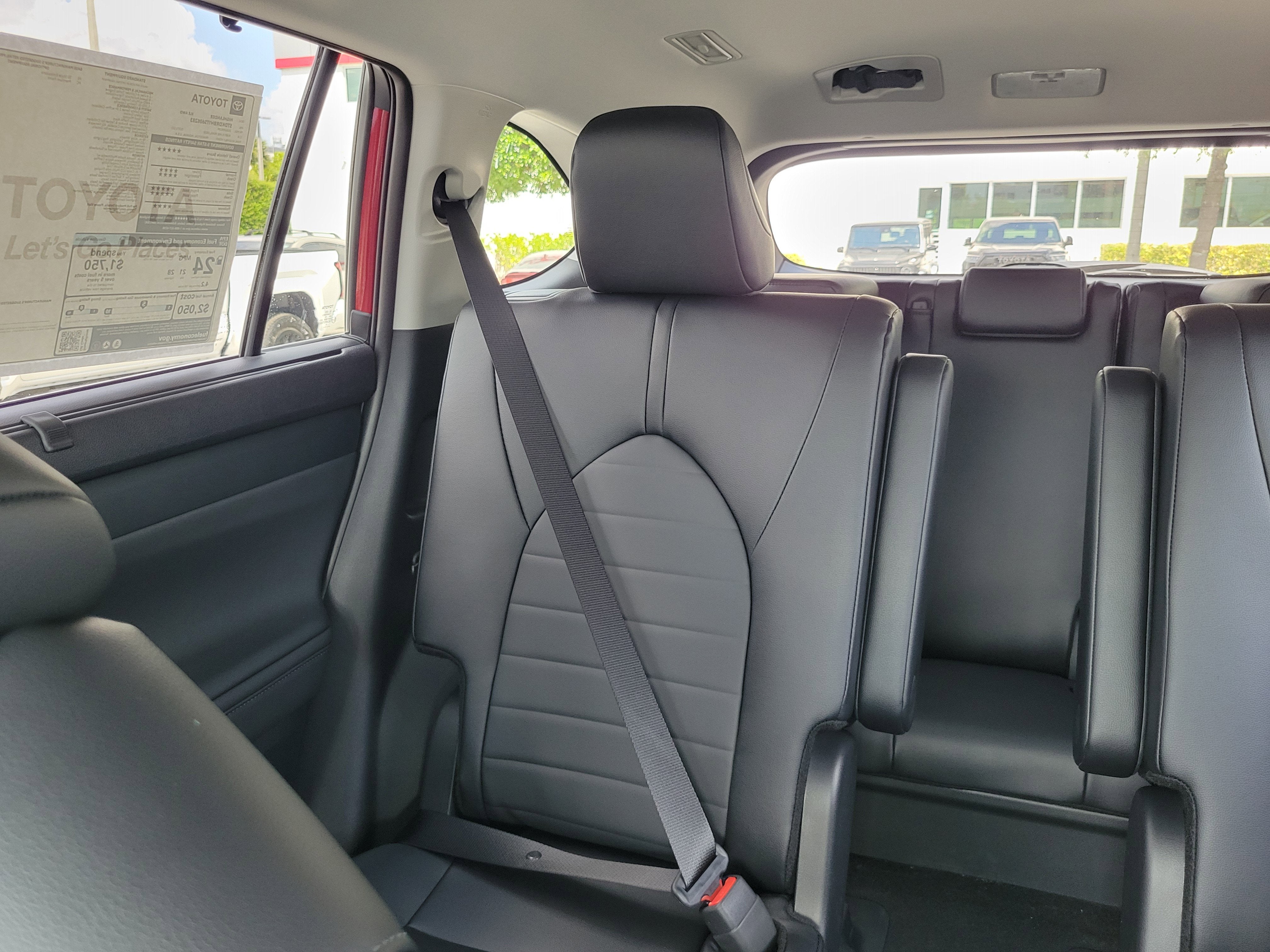 2026 Toyota Highlander Base