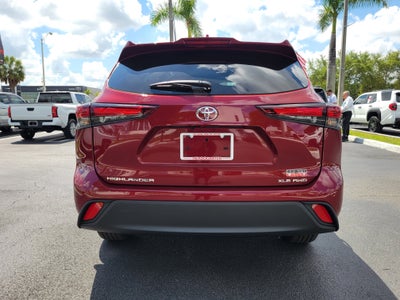 2026 Toyota Highlander Base
