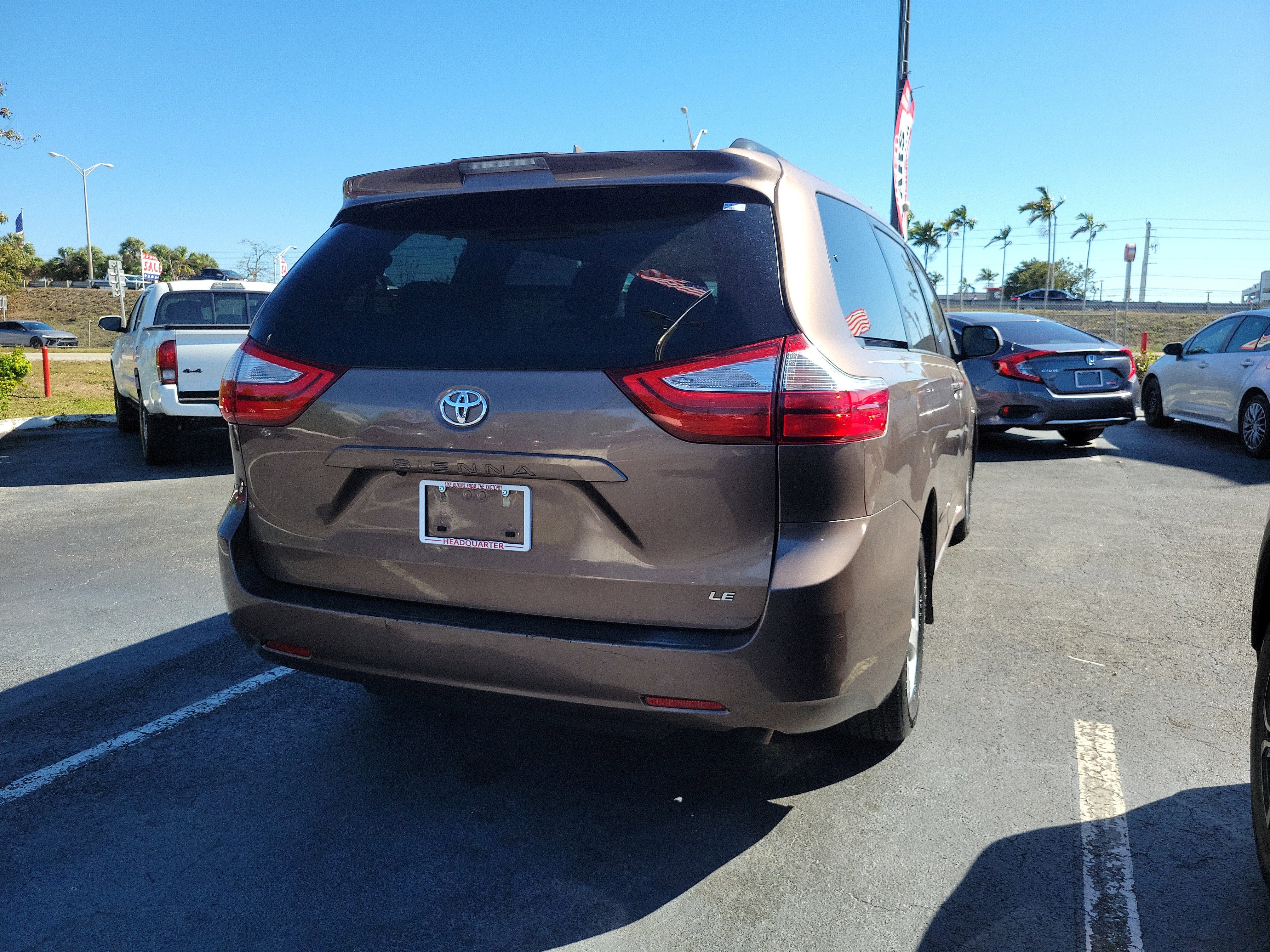 2019 Toyota Sienna LE