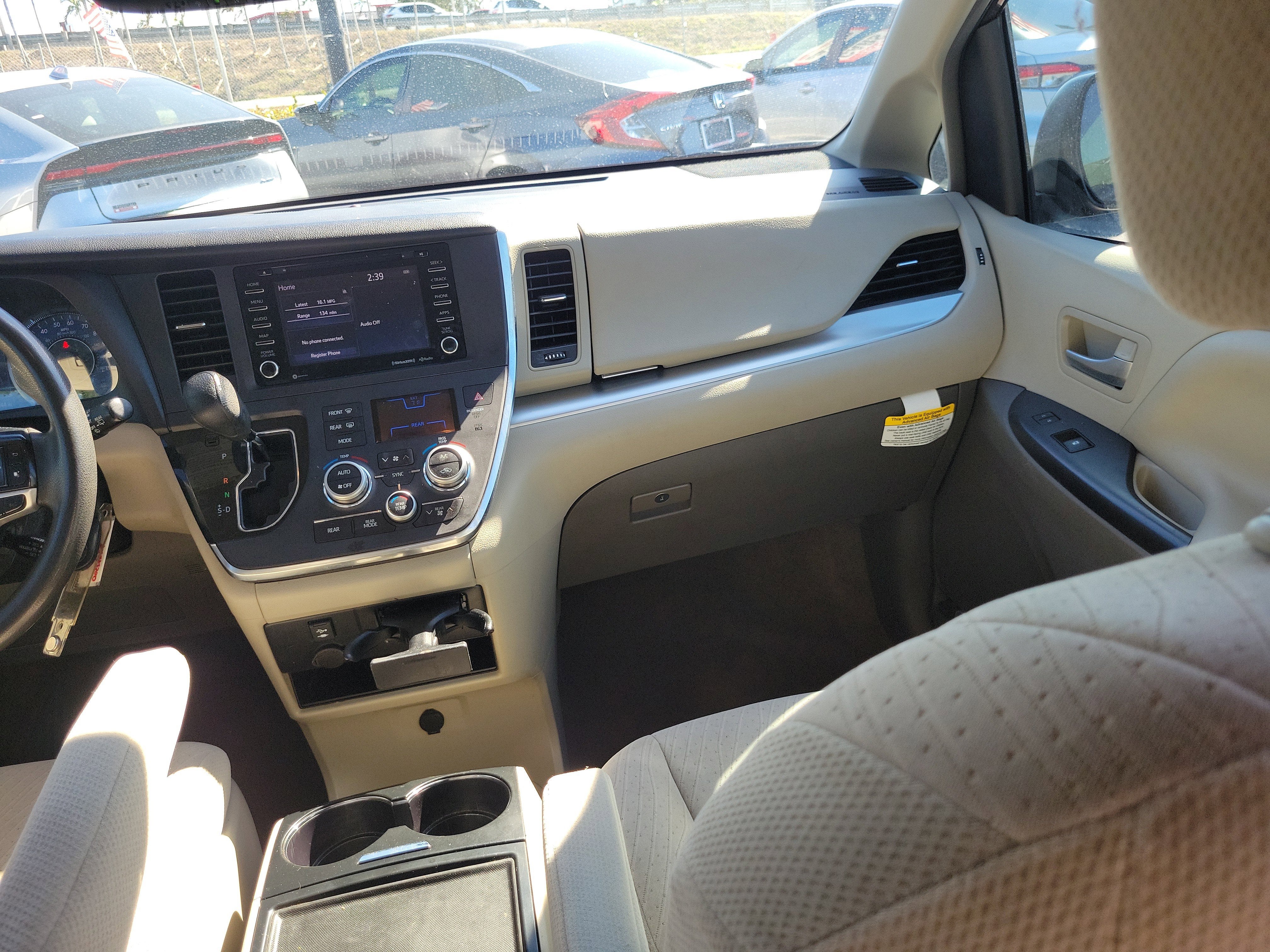 2019 Toyota Sienna LE