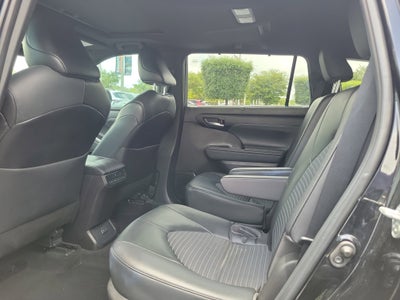 2022 Toyota Highlander XSE