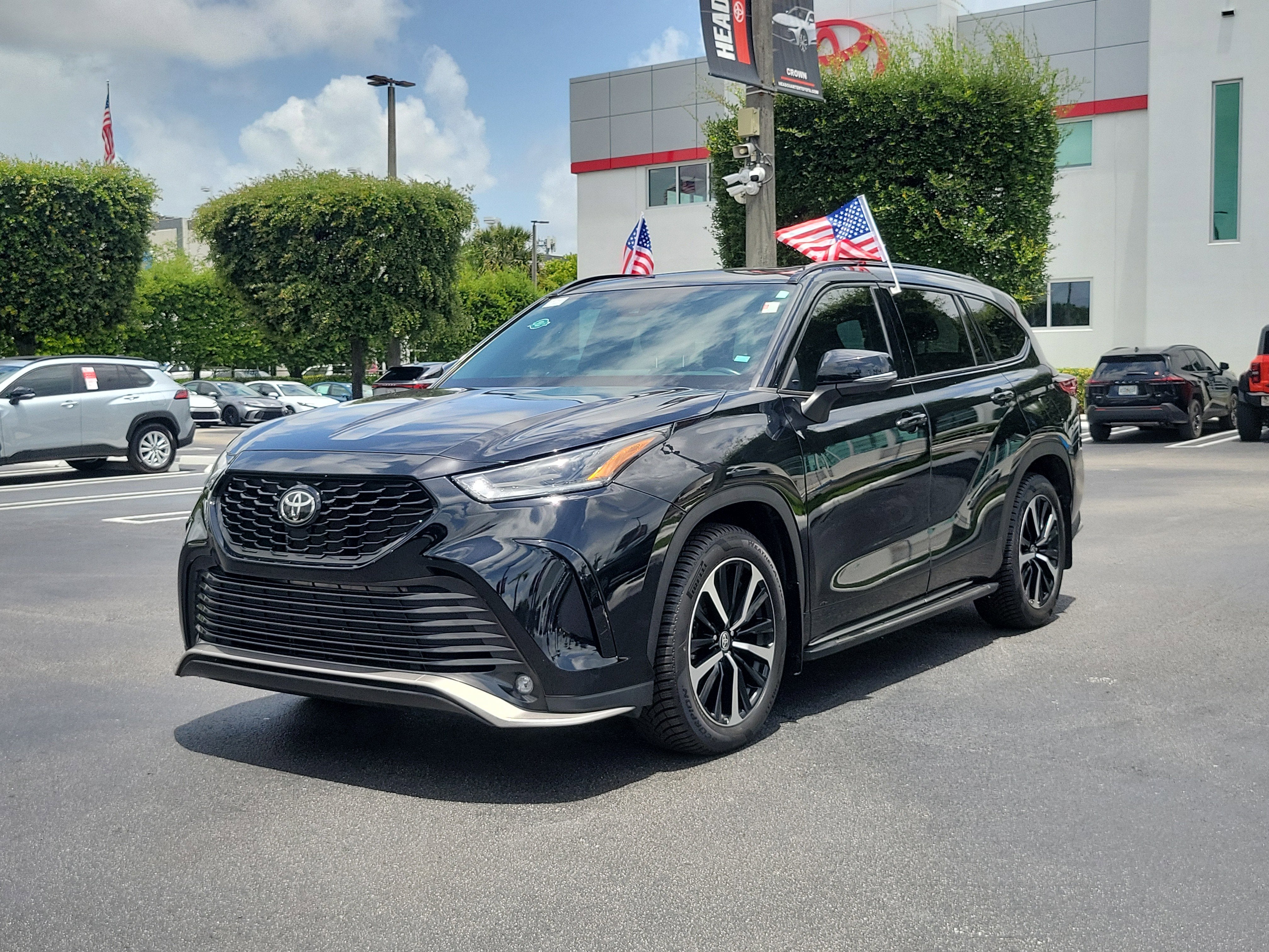 2022 Toyota Highlander XSE