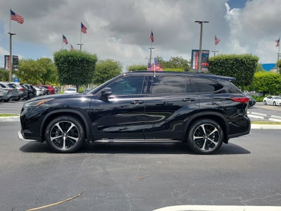 2022 Toyota Highlander XSE