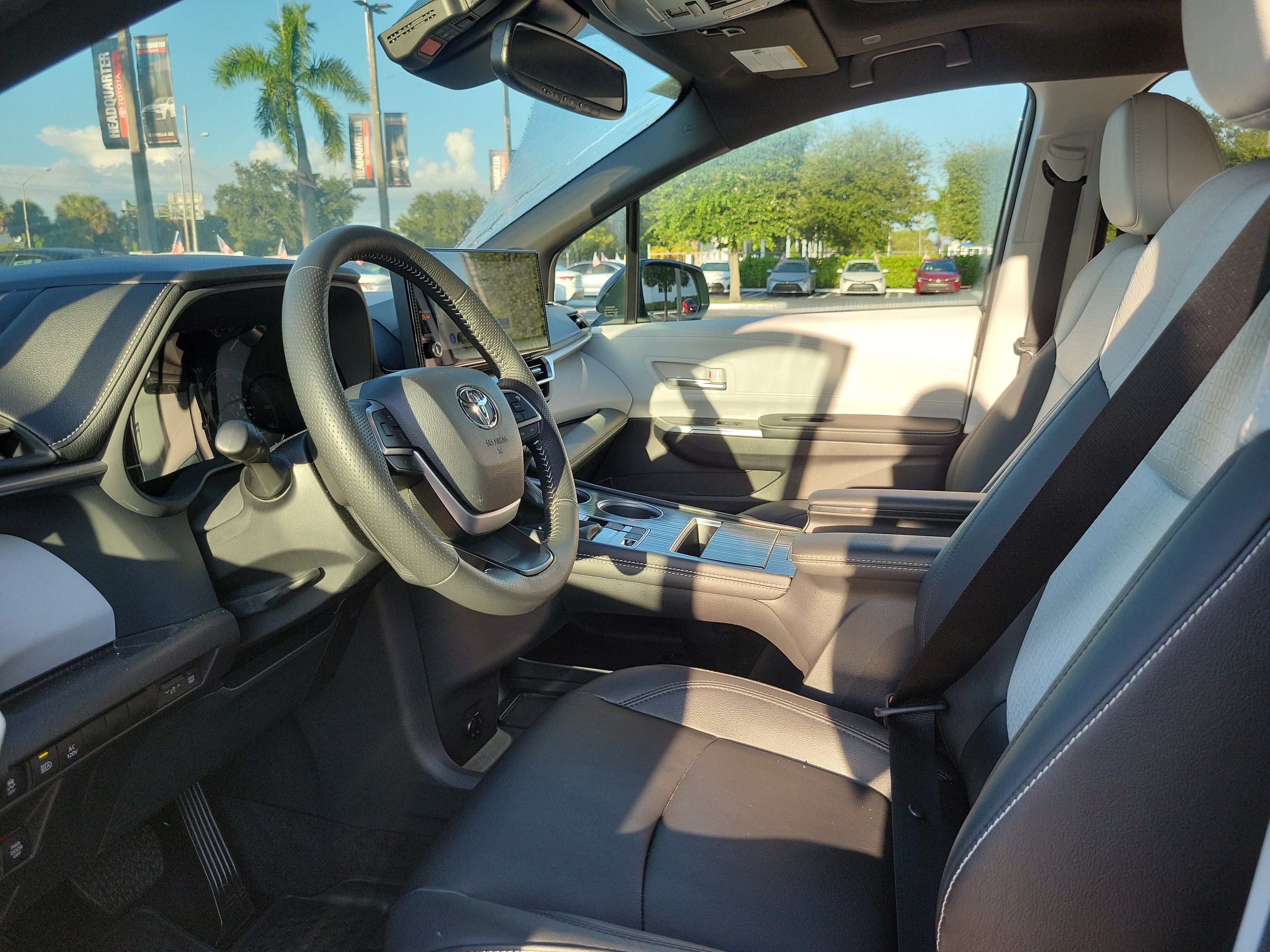 2026 Toyota Sienna XSE