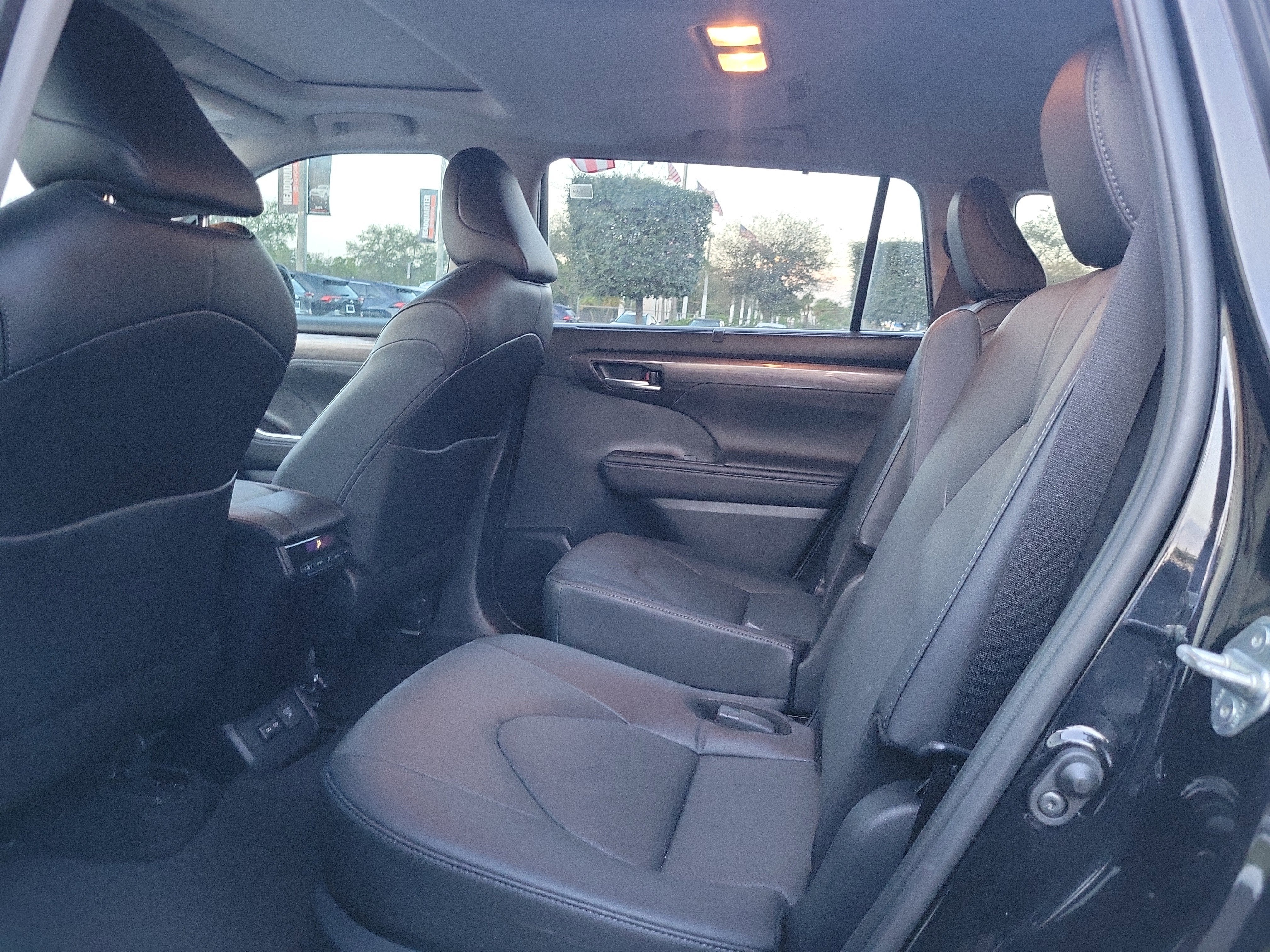 2024 Toyota Highlander Hybrid Limited