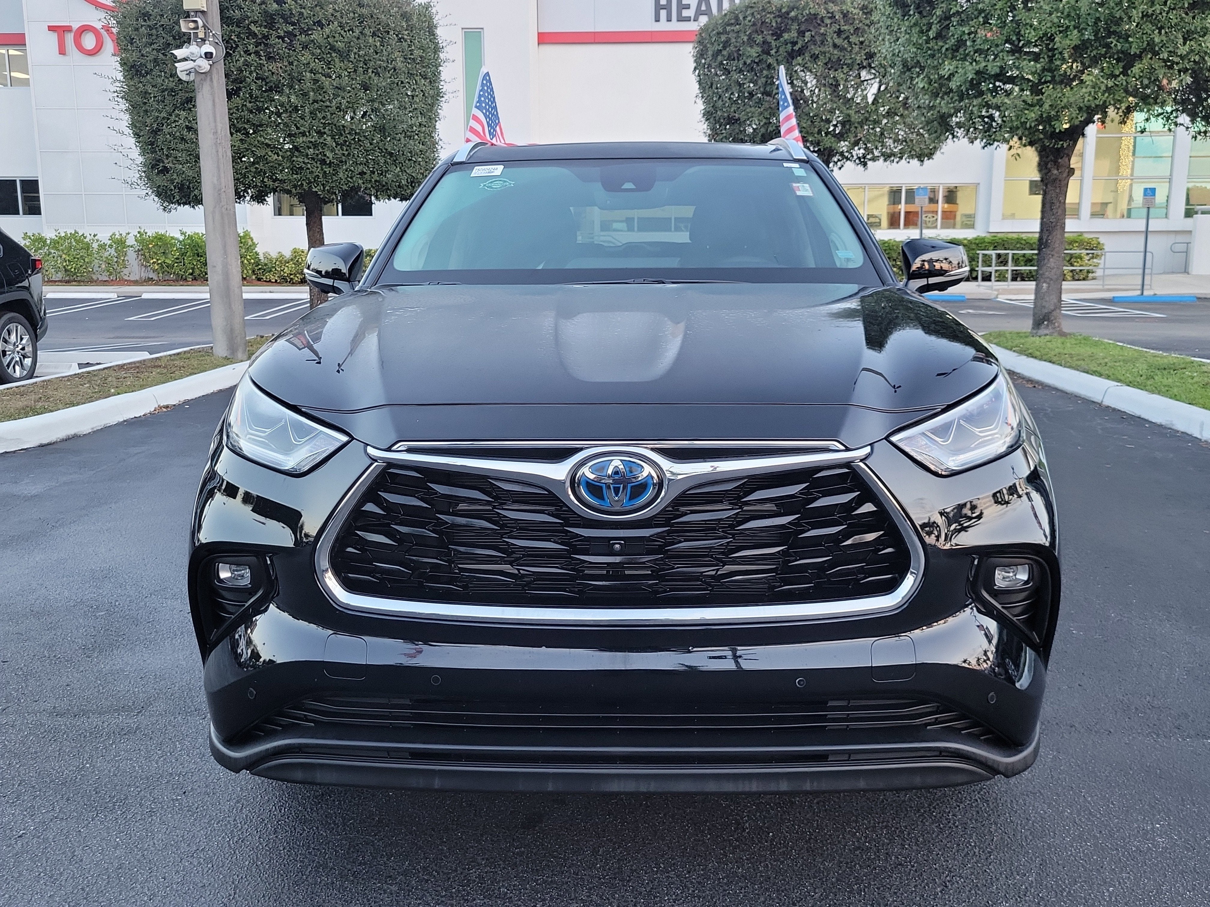 2024 Toyota Highlander Hybrid Limited