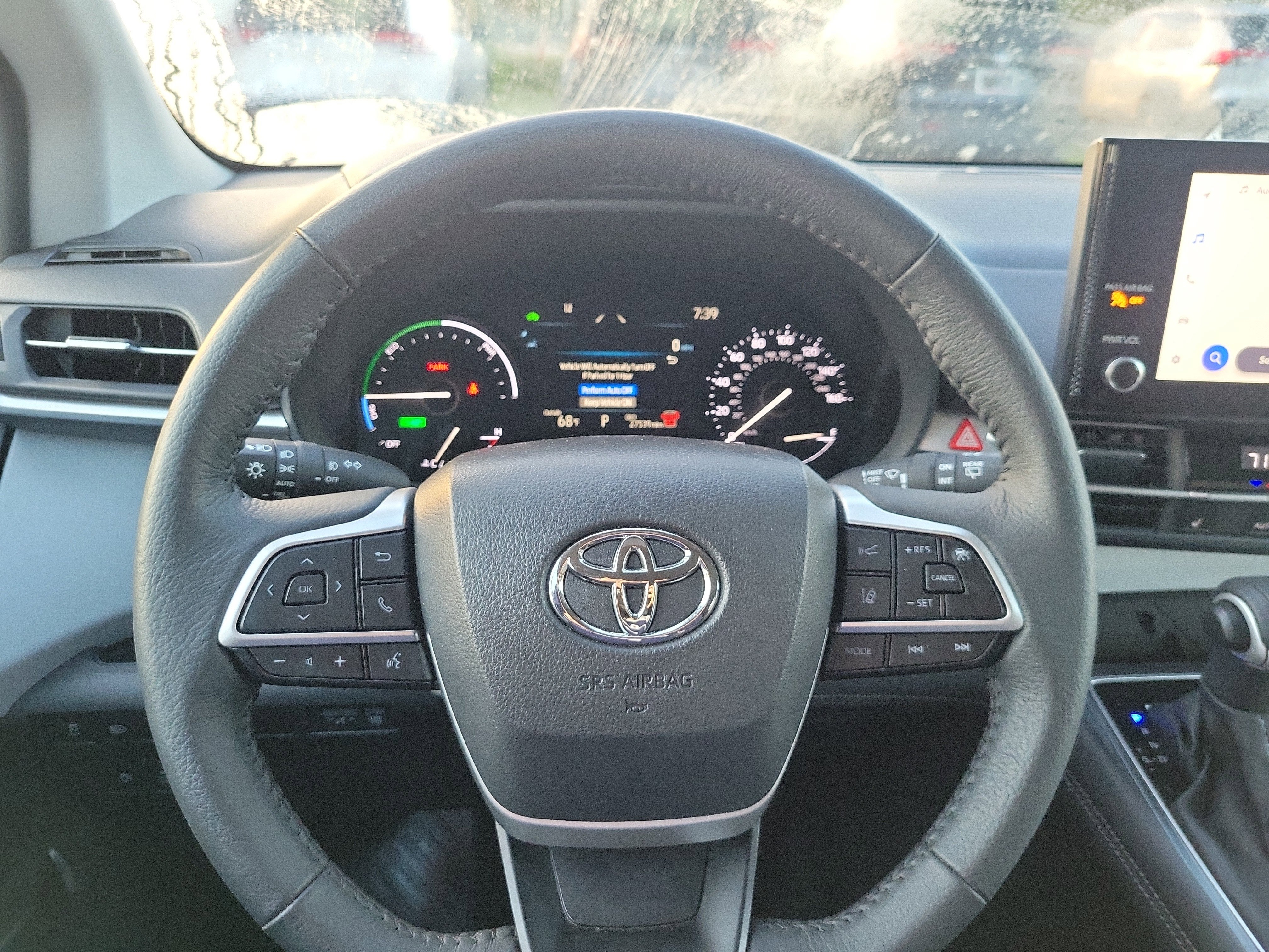 2025 Toyota Sienna XLE