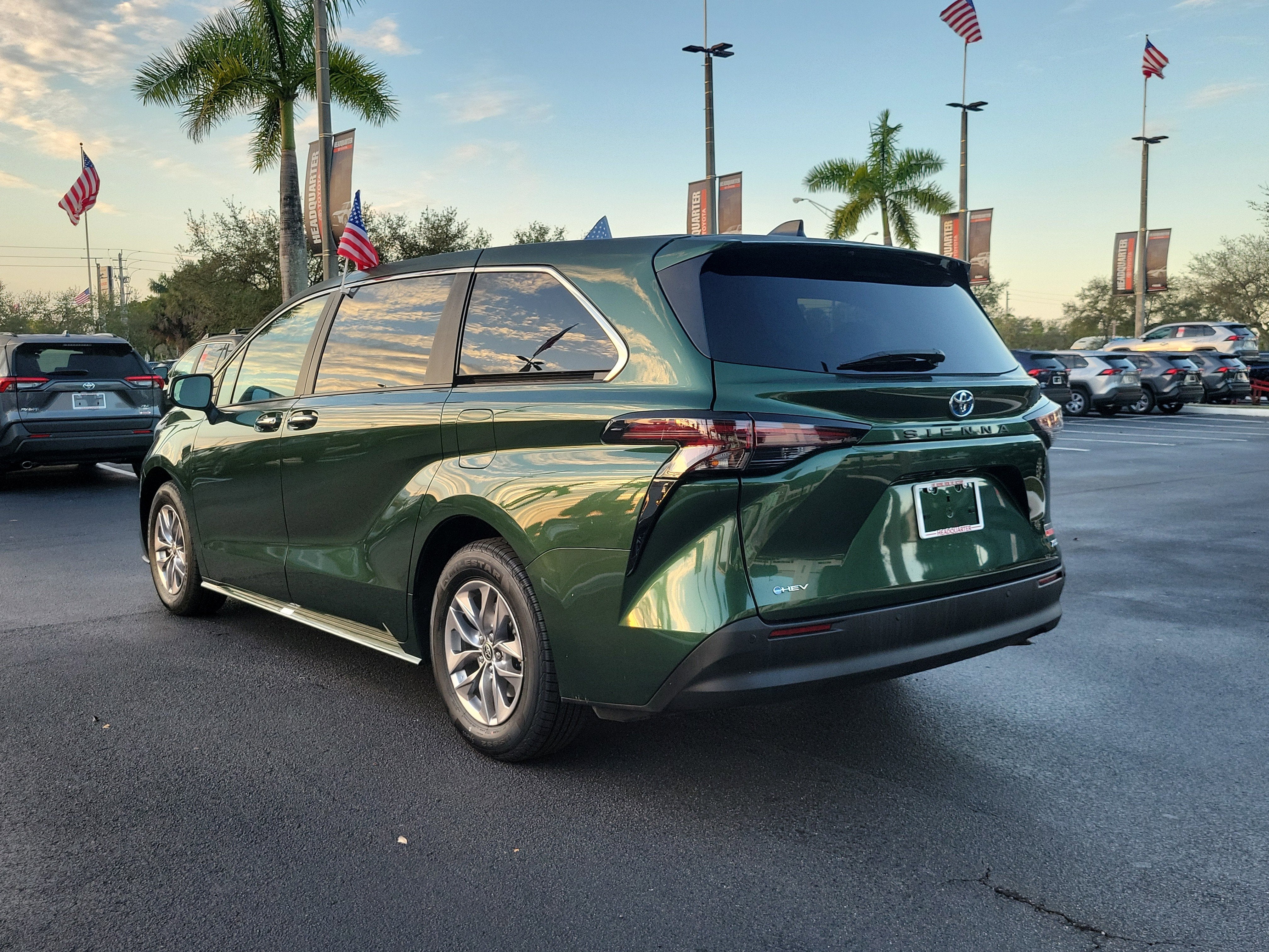 2025 Toyota Sienna XLE