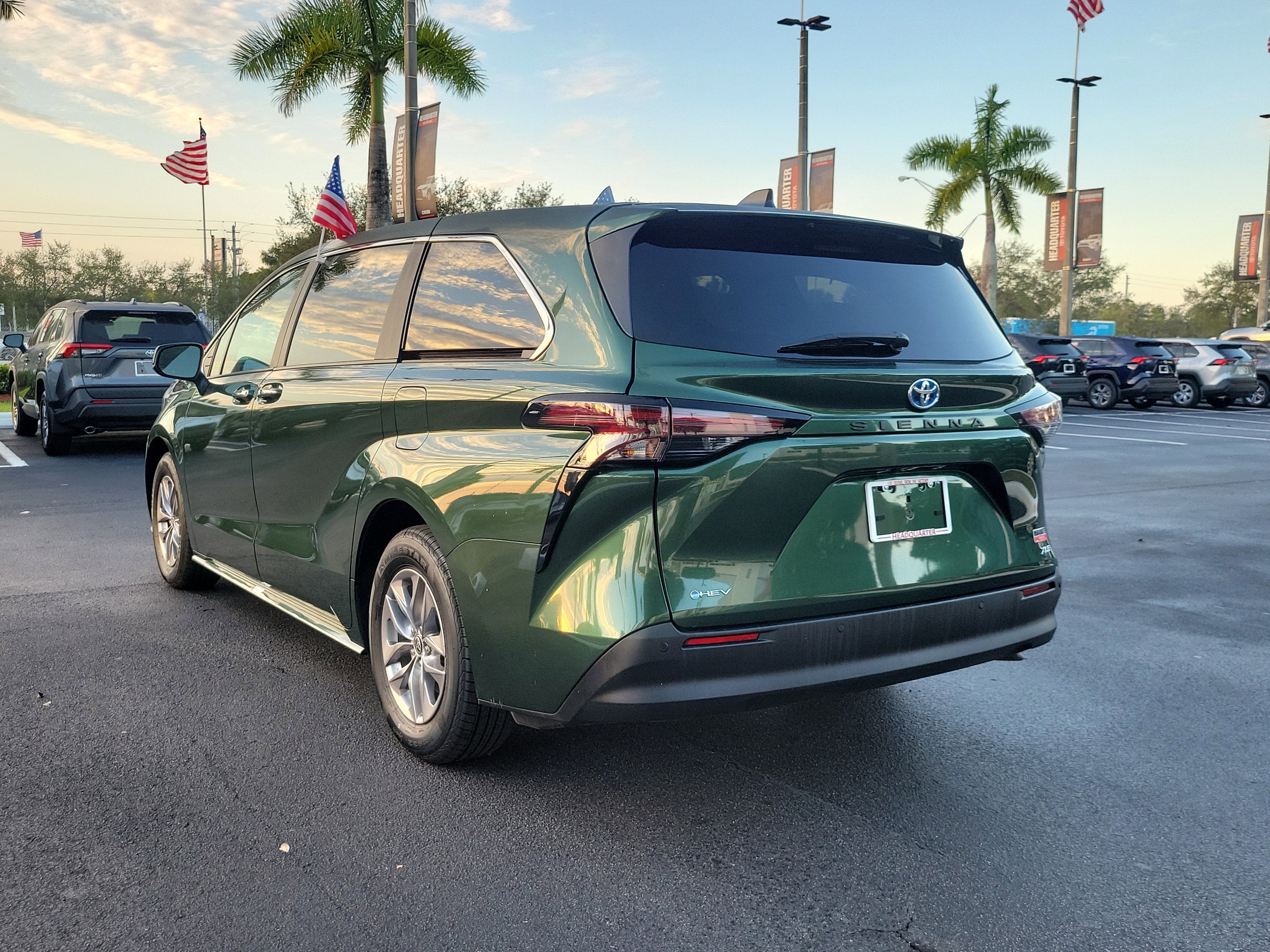 2025 Toyota Sienna XLE