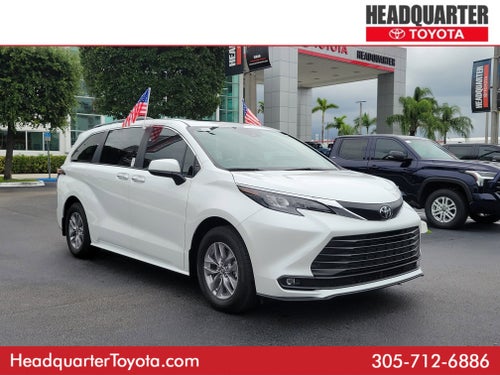 2026 Toyota Sienna XLE