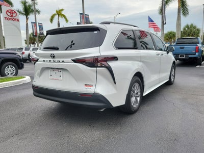 2026 Toyota Sienna XLE