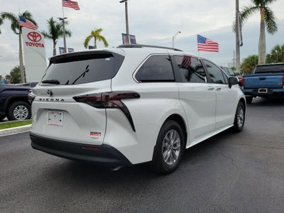 2026 Toyota Sienna XLE