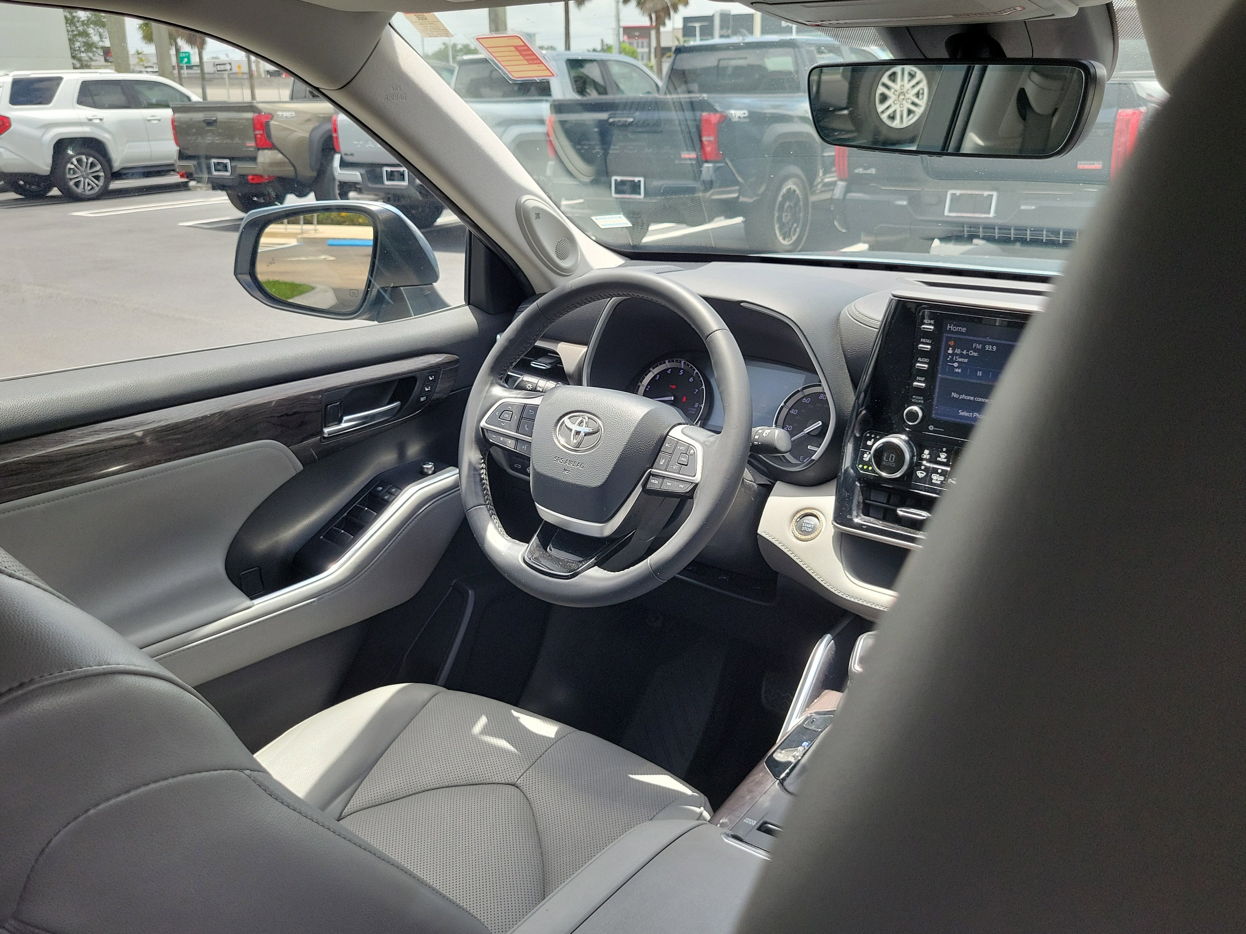 2022 Toyota Highlander Limited