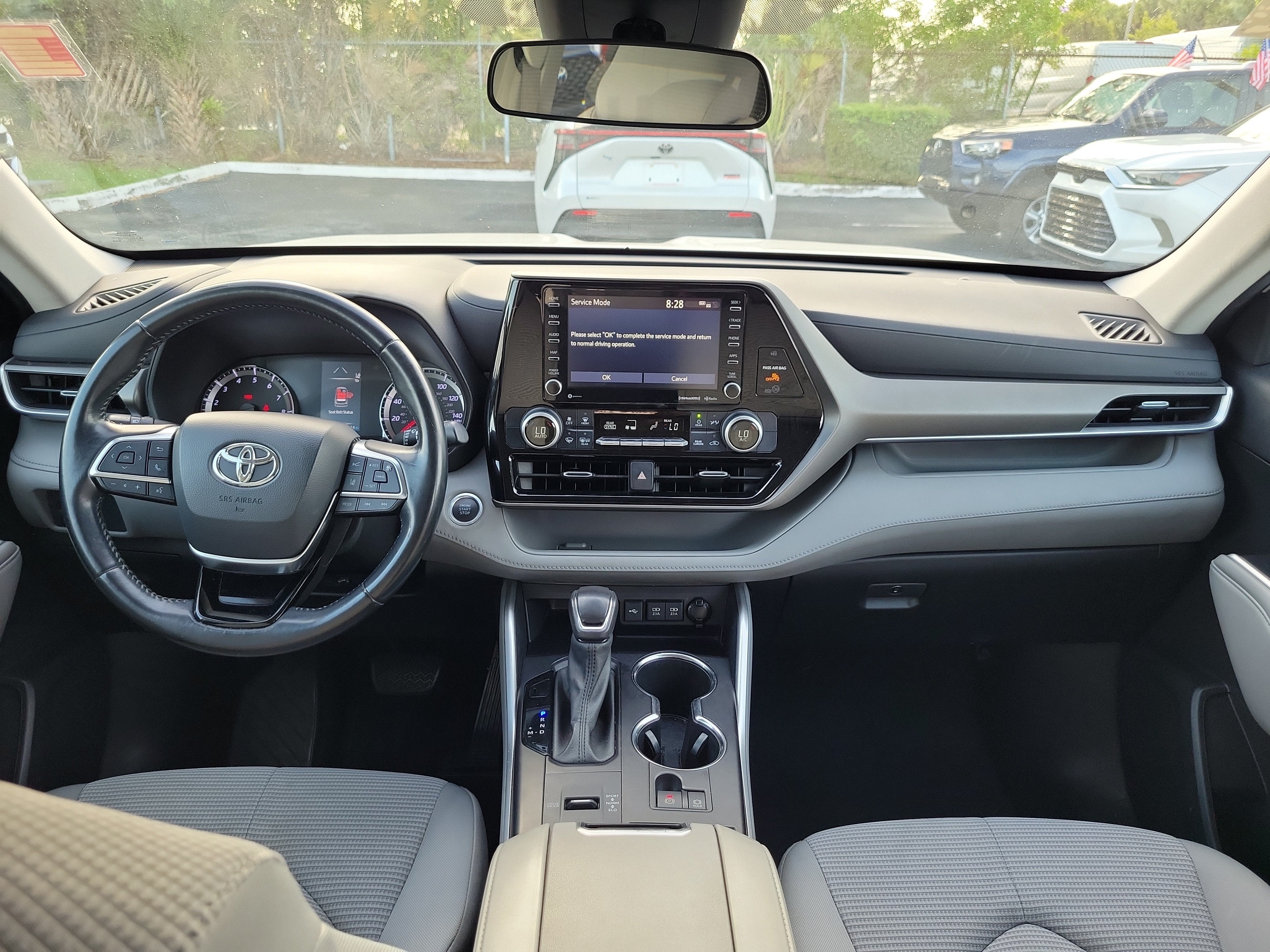 2021 Toyota Highlander LE