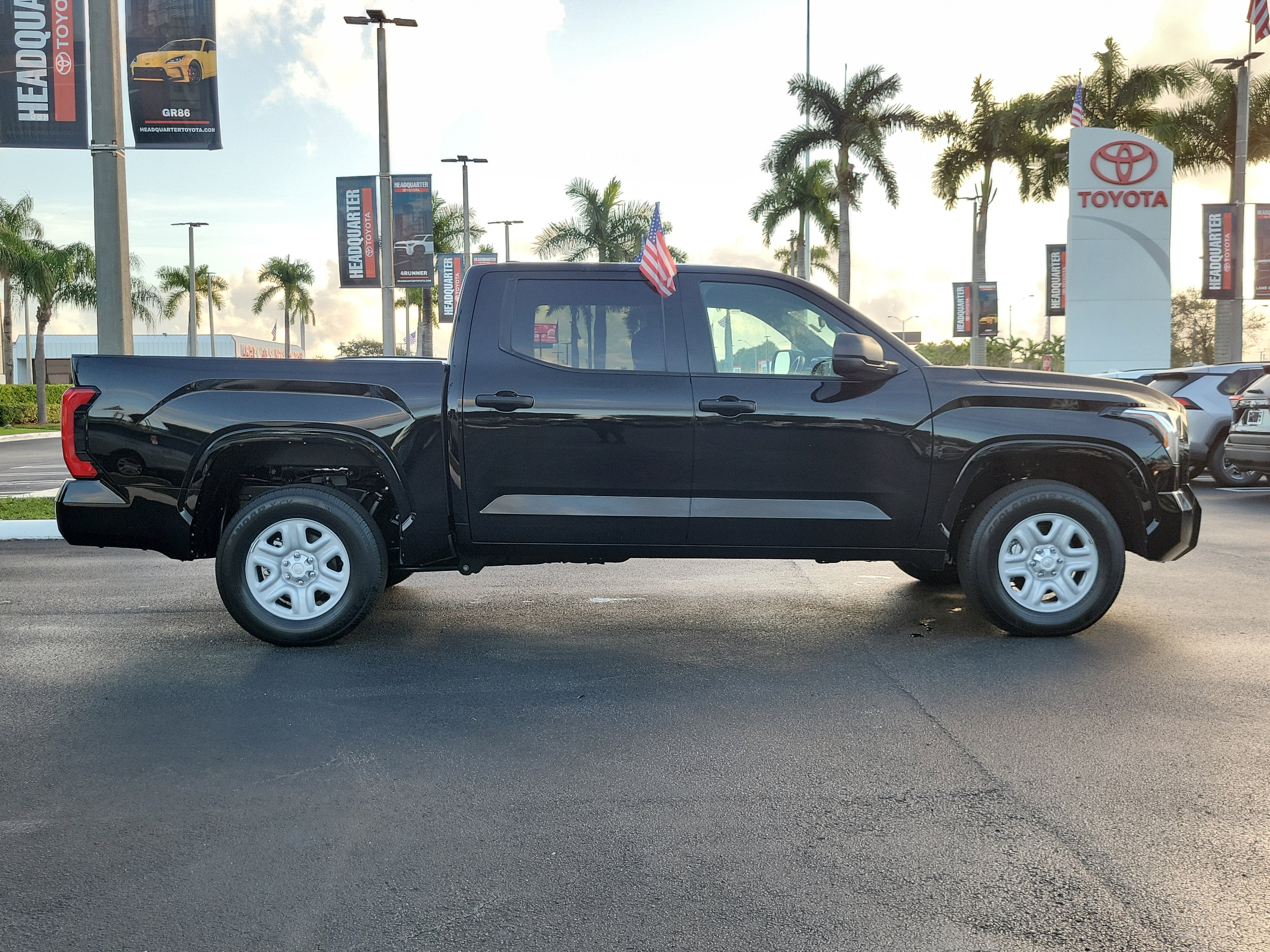 2025 Toyota Tundra 4WD SR