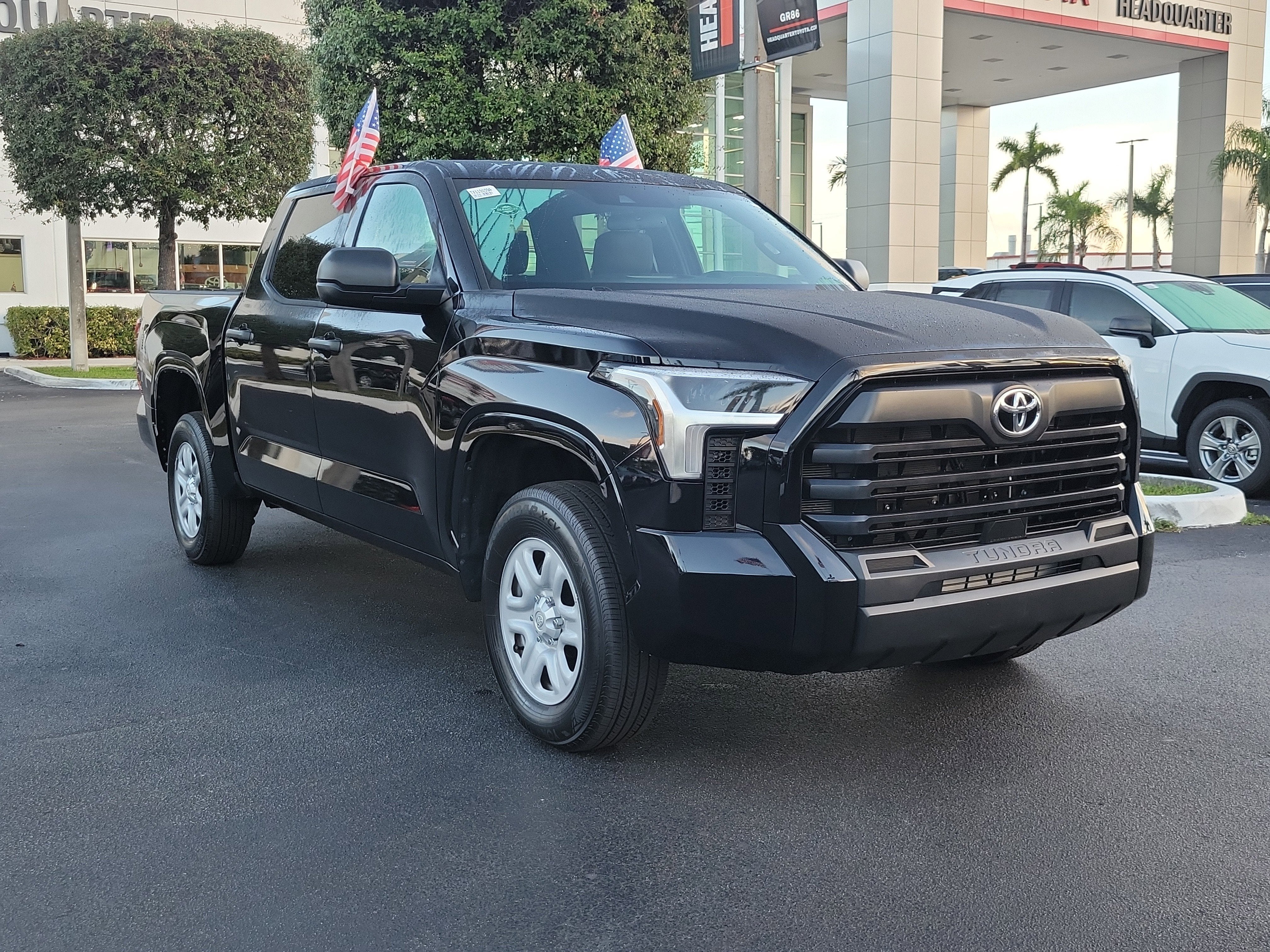 2025 Toyota Tundra 4WD SR