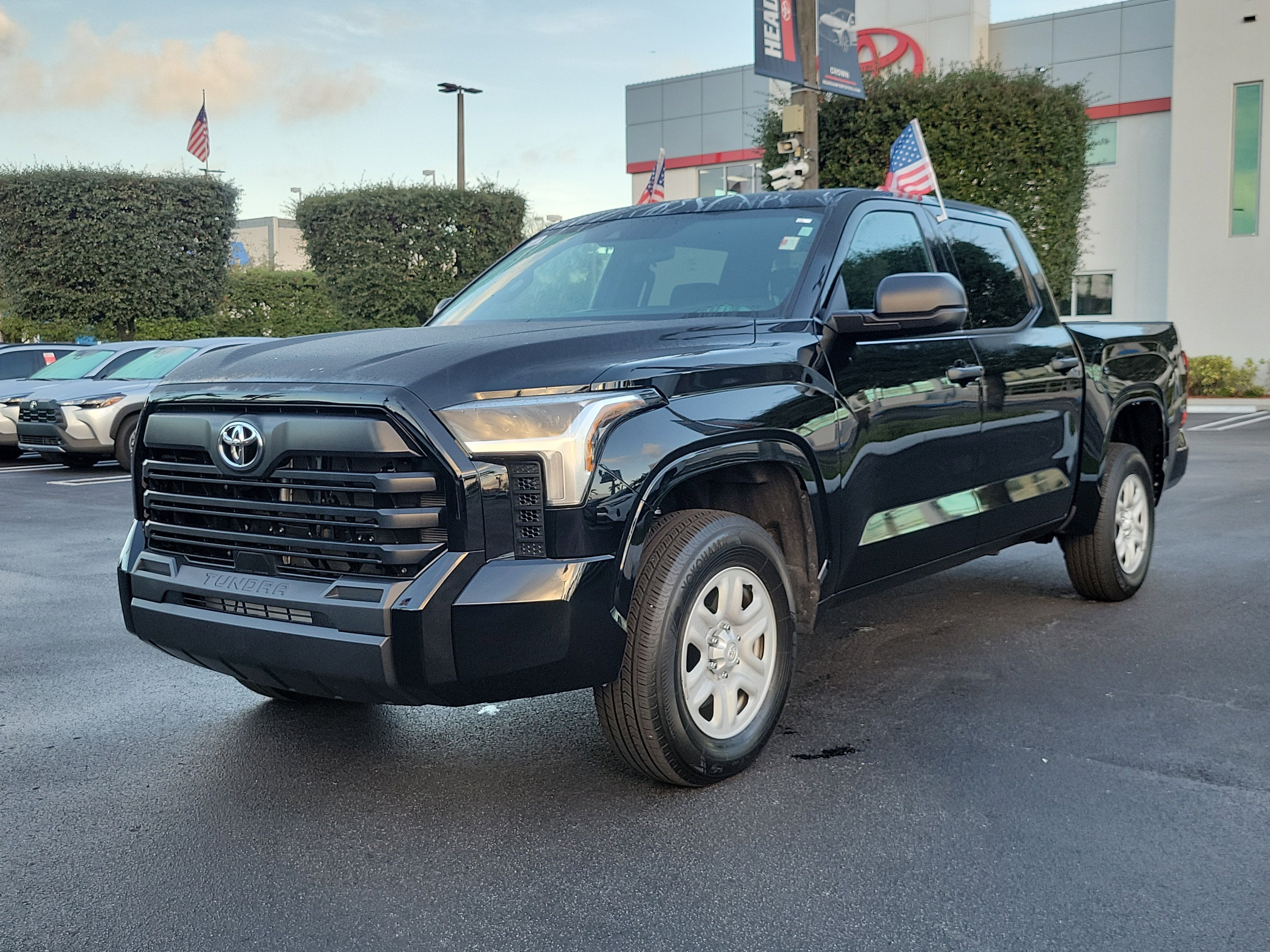 2025 Toyota Tundra 4WD SR