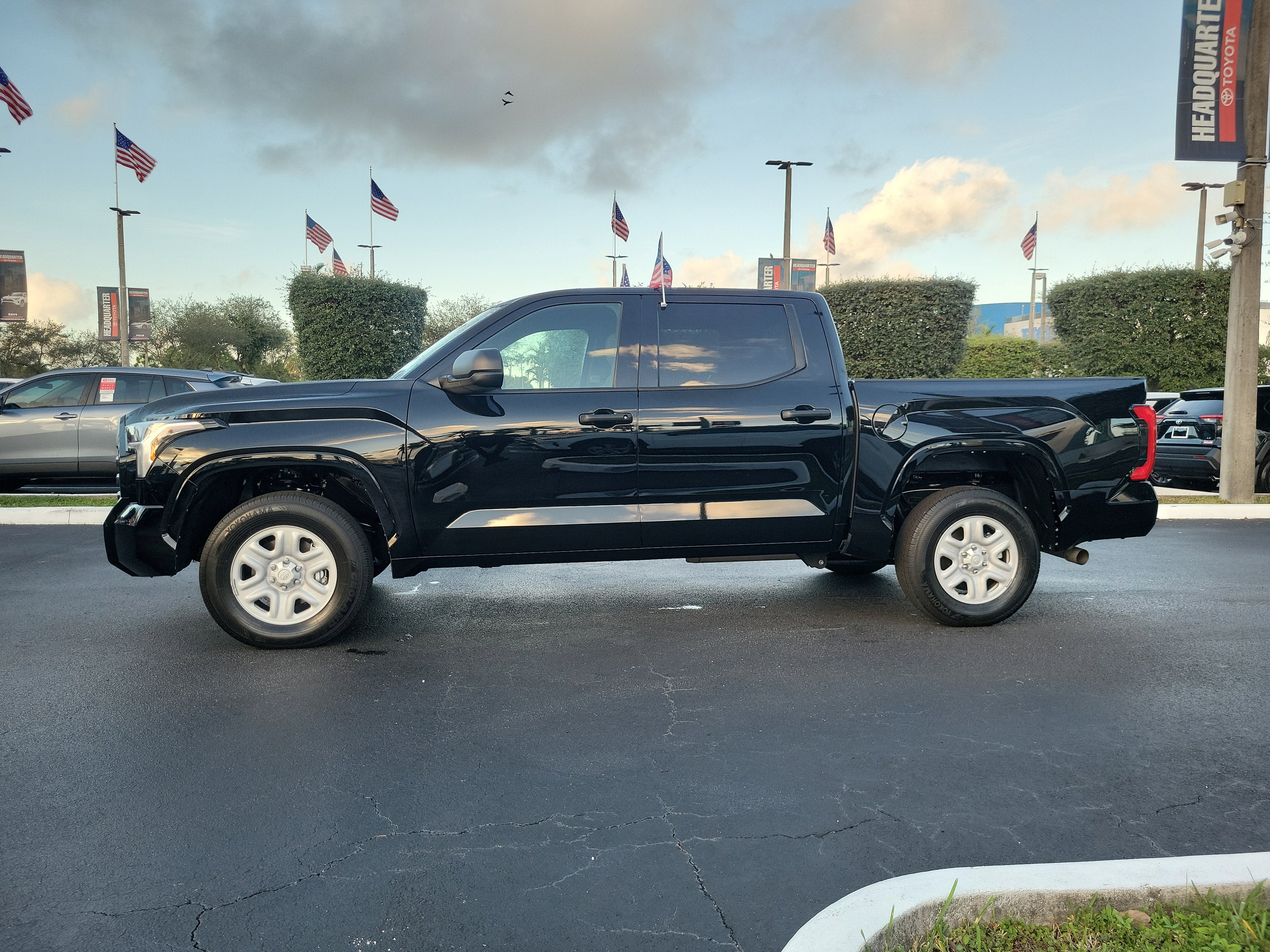2025 Toyota Tundra 4WD SR